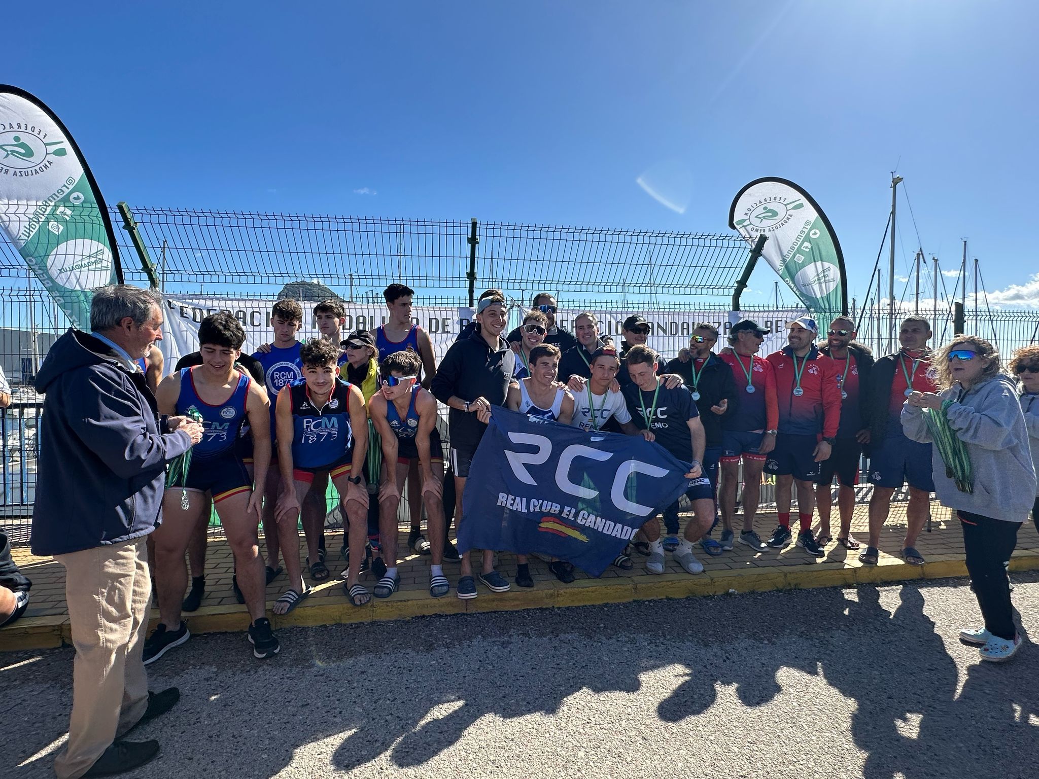 Dominio en La Línea del Real Club Mediterráneo de Málaga en la XI Liga Andaluza de remo.