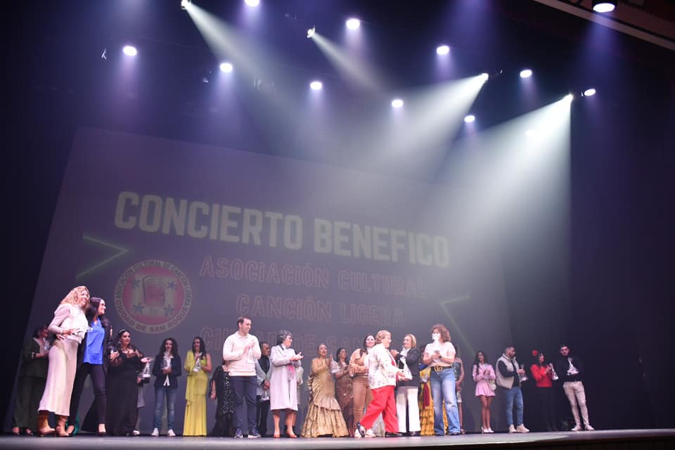 Éxito del gran concierto solidario de la Asociación de Canción Ligera.