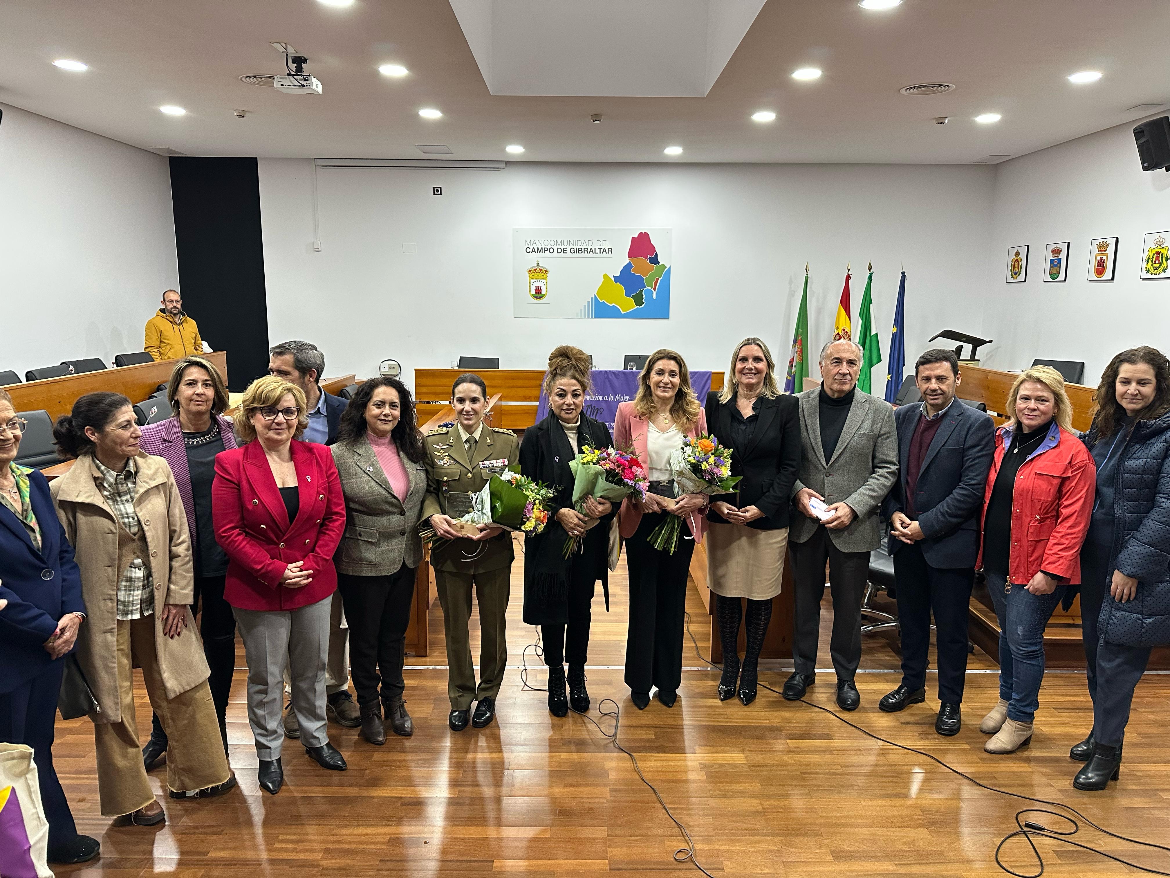 Mancomunidad reconoce a Pilar Cañete y Gala Gallego  con motivo de la conmemoración del 8-M.
