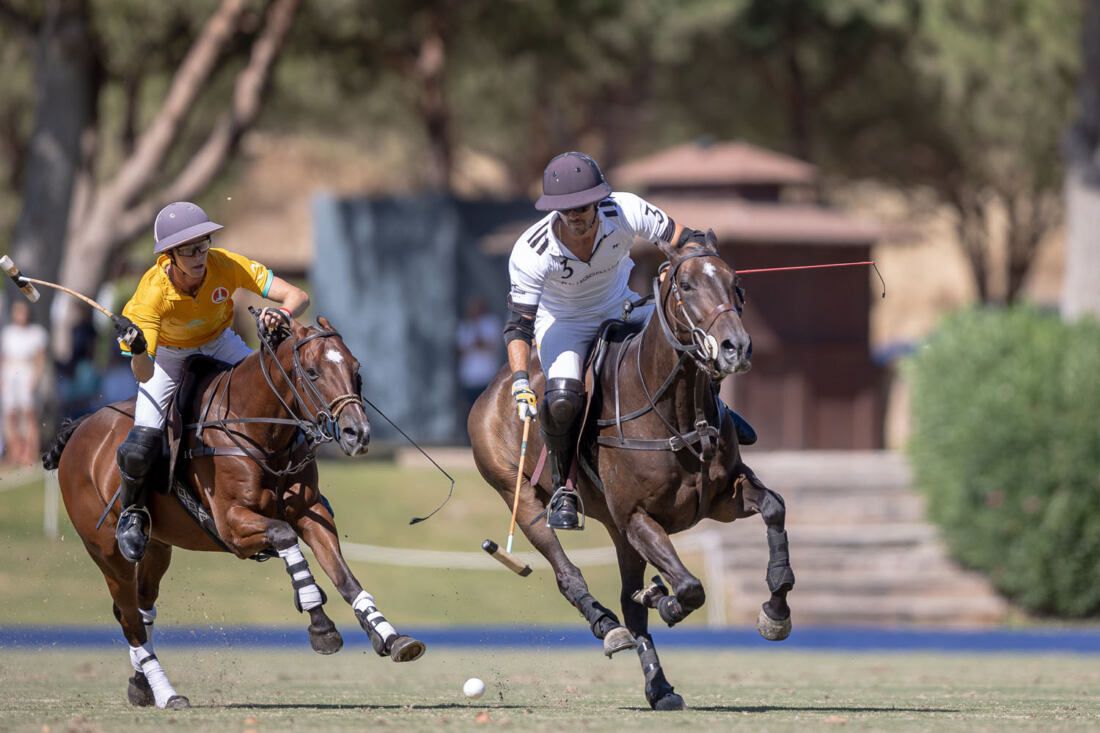 Ned Hine & Facundo Sola - ALMASANTA VS NAIROBI Photo Credit MATIAS CALLEJO