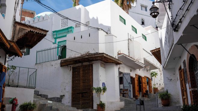 Una calle de Tánger. Foto: Tolla, Unsplash.