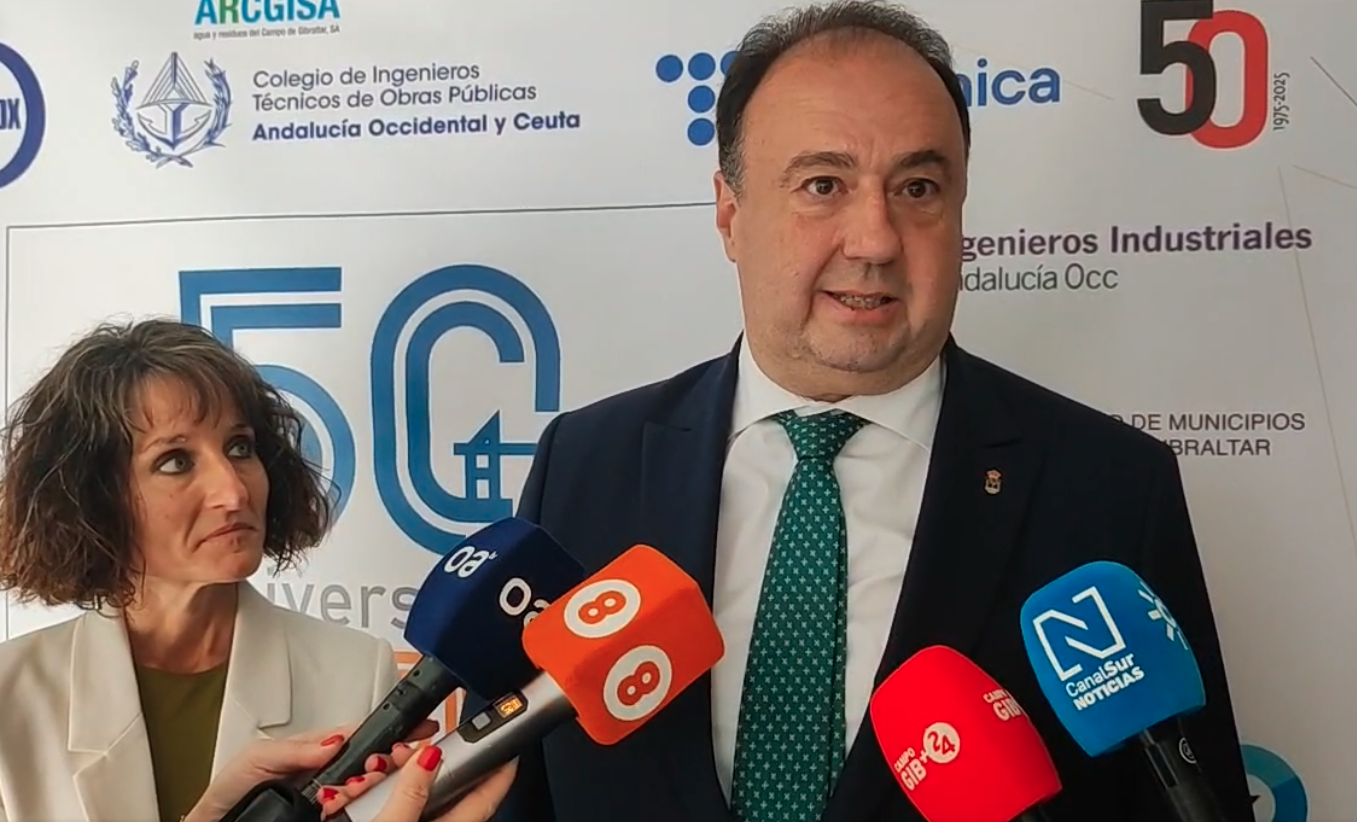 Casimiro Mantell. La UCA confía en la iniciativa privada para el impulso de una residencia universitaria en Algeciras