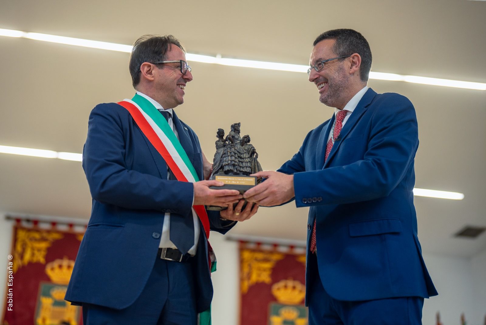 La Línea sella su hermanamiento con Pomarico en el 134º aniversario del naufragio del Utopía.