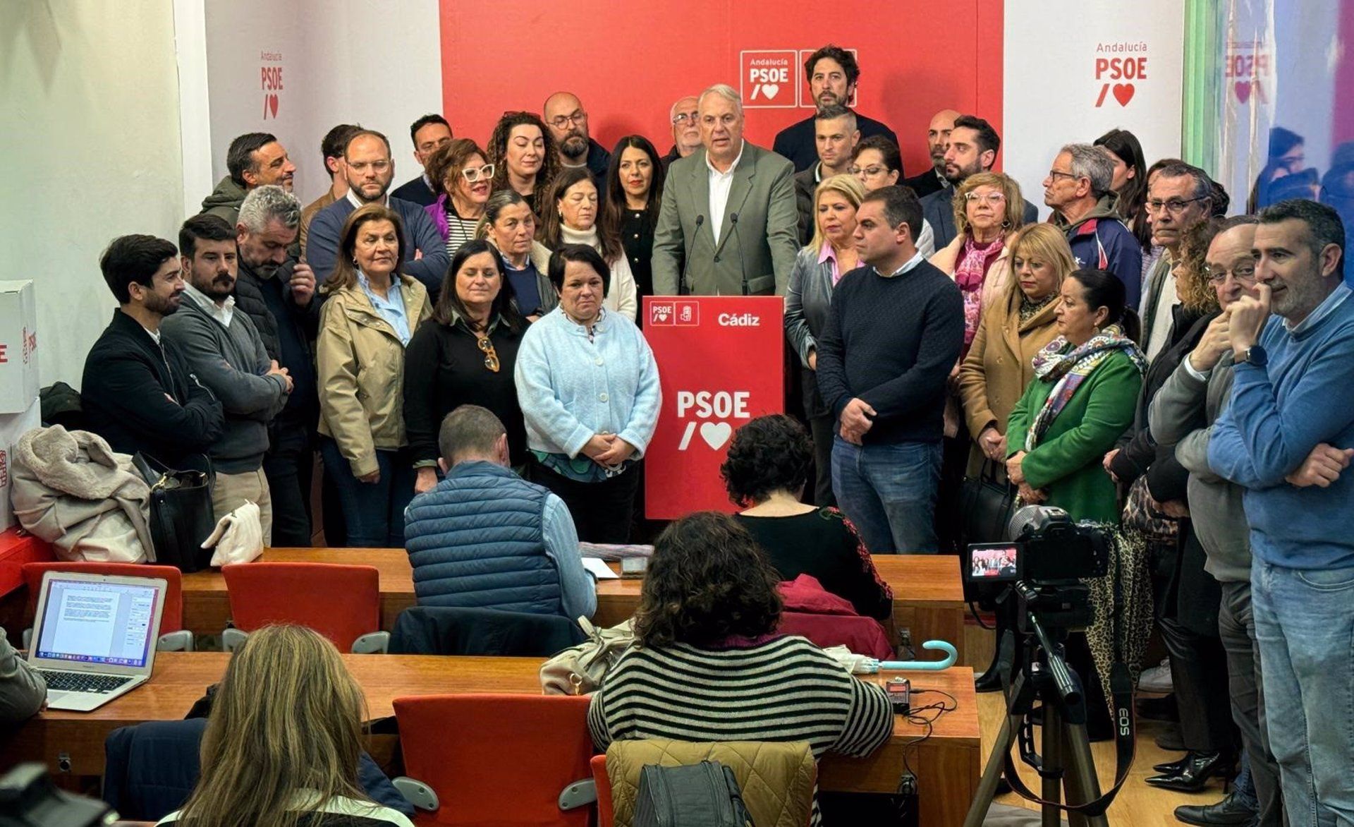 Ruiz Boix "tiende la mano" a la candidatura perdedora aunque no quiere a "personas que sigan jugando al Stratego".