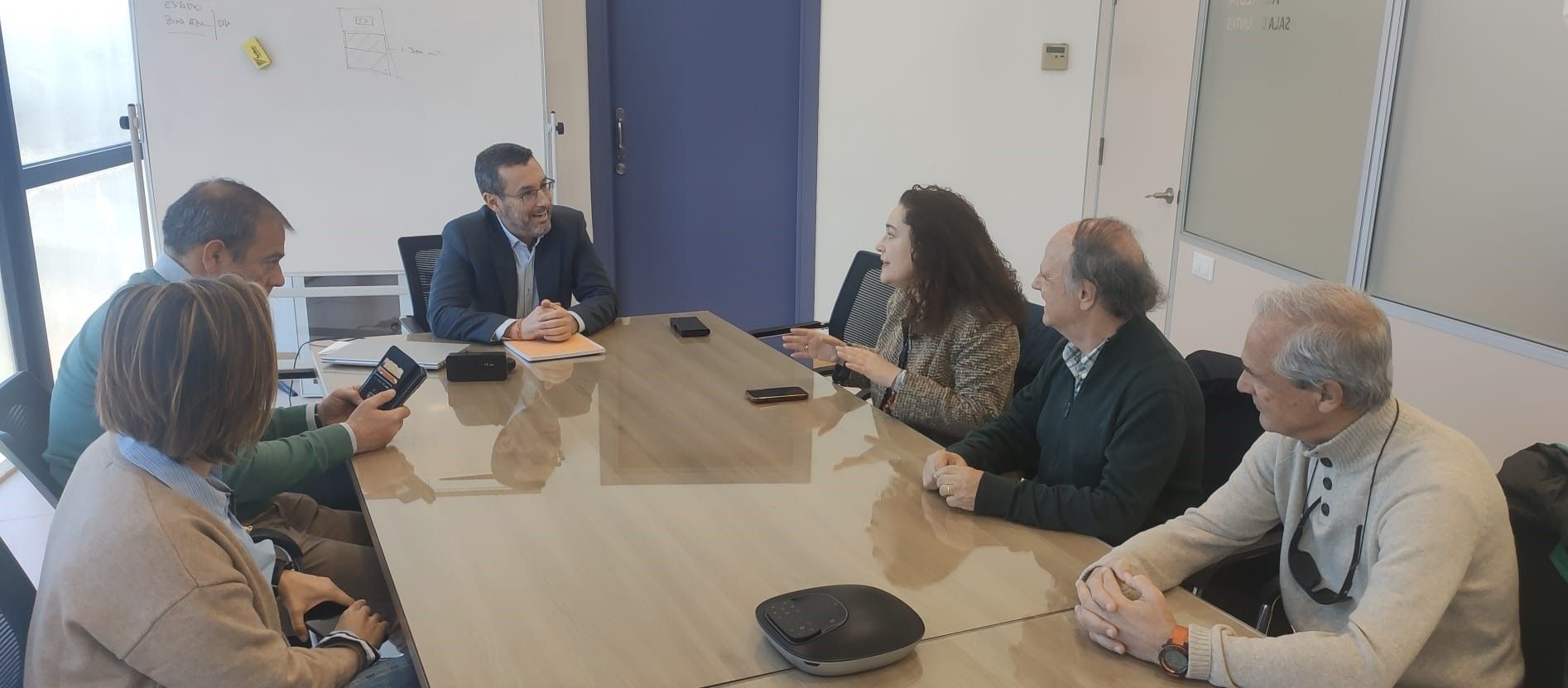 El alcalde de La Línea expone al grupo político Por Andalucía las demandas de la ciudad ante el Brexit