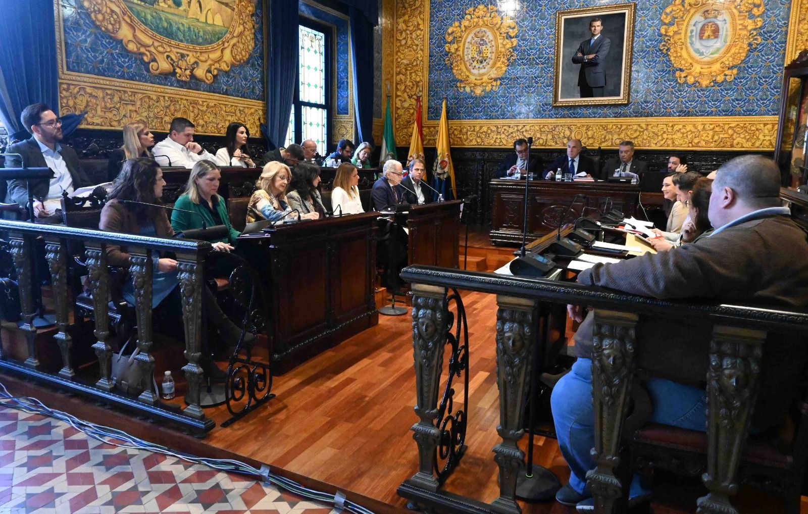 El pleno de Algeciras aprueba la gestión de la estación de autobuses a la empresa Comes