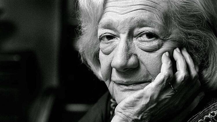 La biblioteca de La Línea conmemora en abril el centenario del nacimiento de Ana María Matute