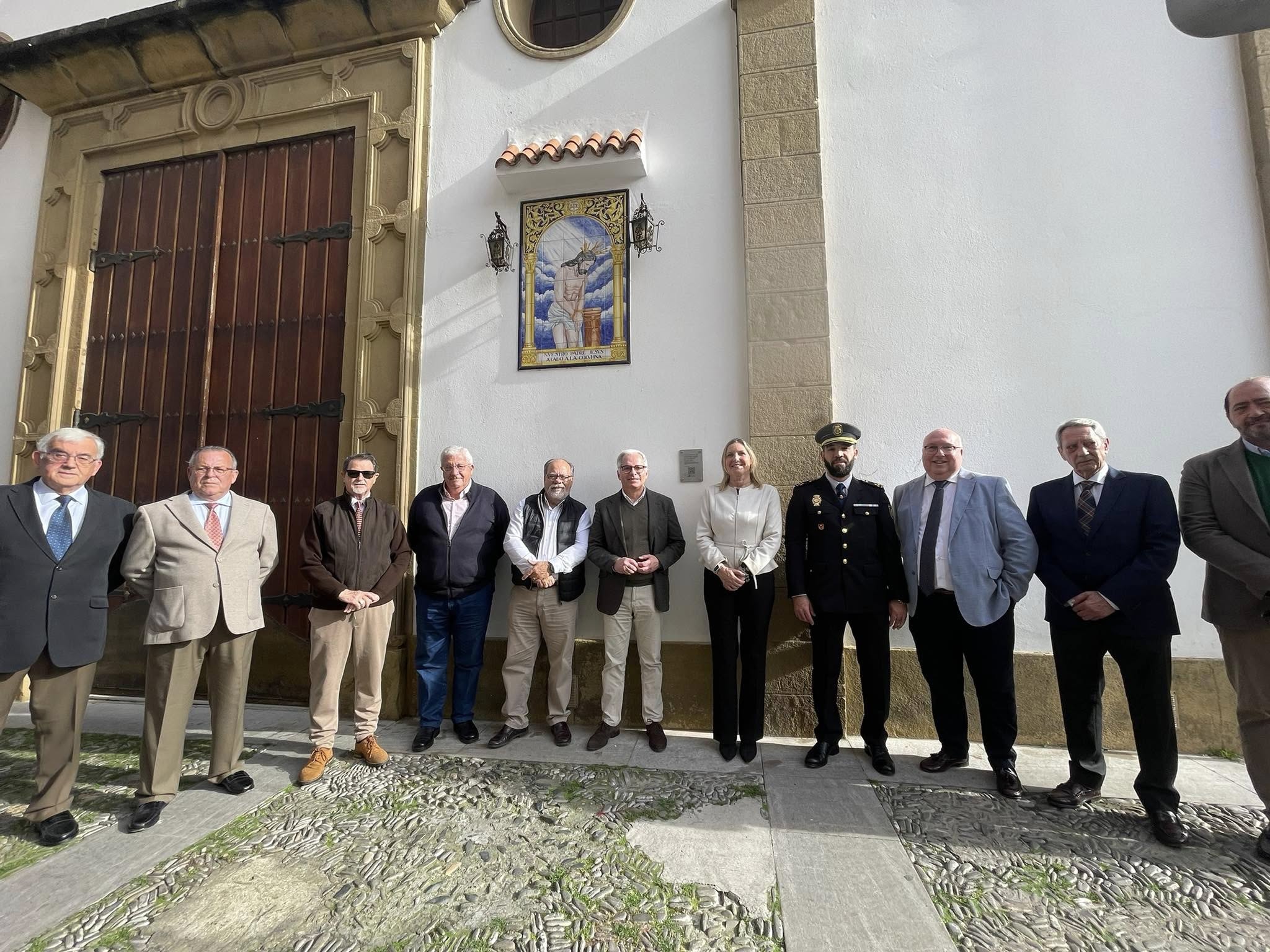 Las paredes que hablan de la Semana Santa de Algeciras