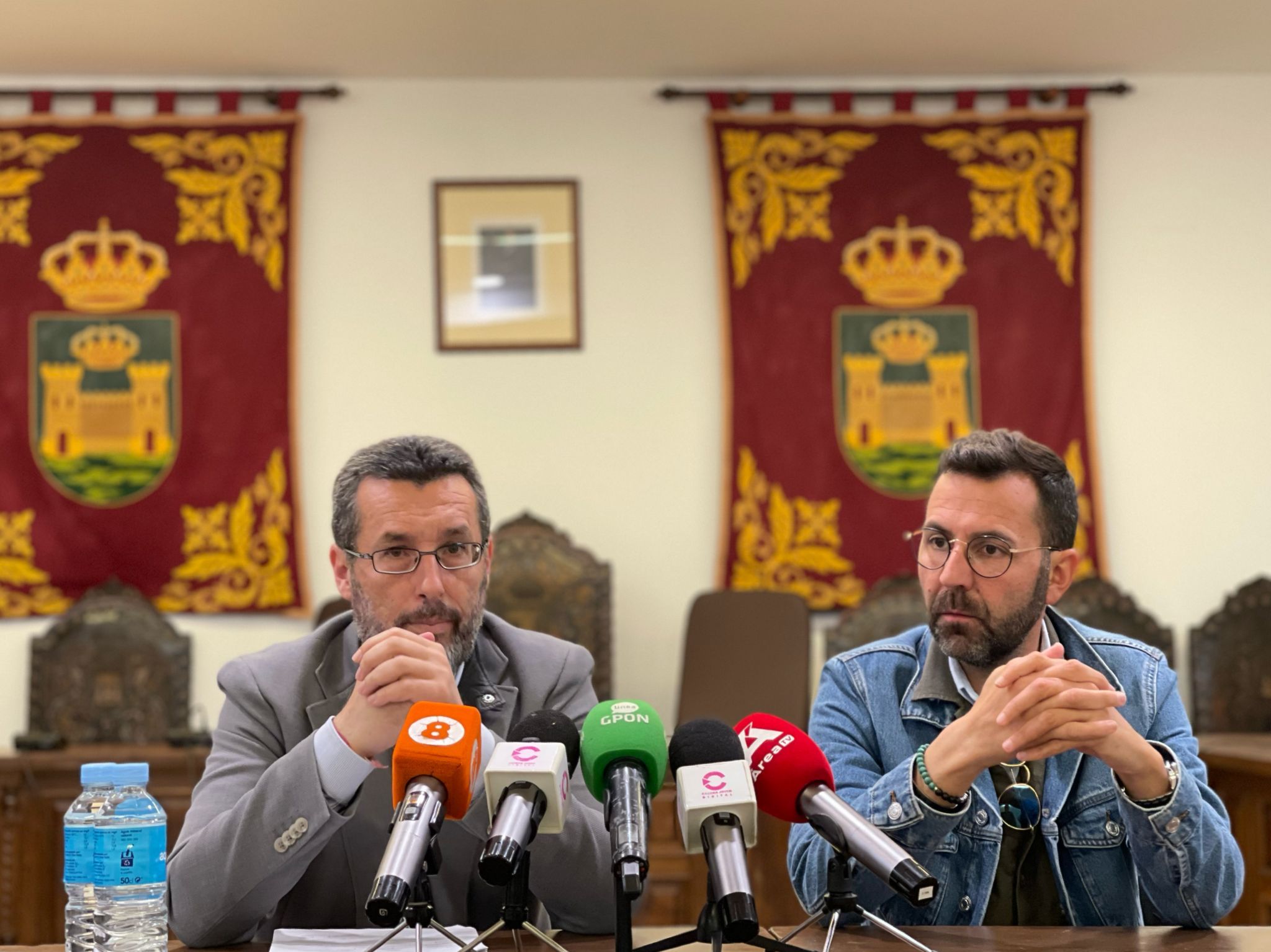 El Ayuntamiento de La Línea rebaja a 380 euros la tasa del mercado y asume el 21% del coste total. Foto: S.F. / 8Directo.