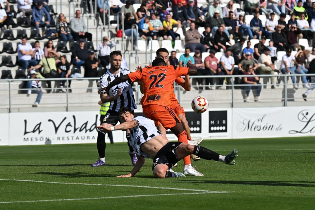 (0-2) A la Balona se le acaba el tiempo. Foto: Xerez Deportivo. (0-2) A la Balona se le acaba el tiempo. Foto: Xerez Deportivo.