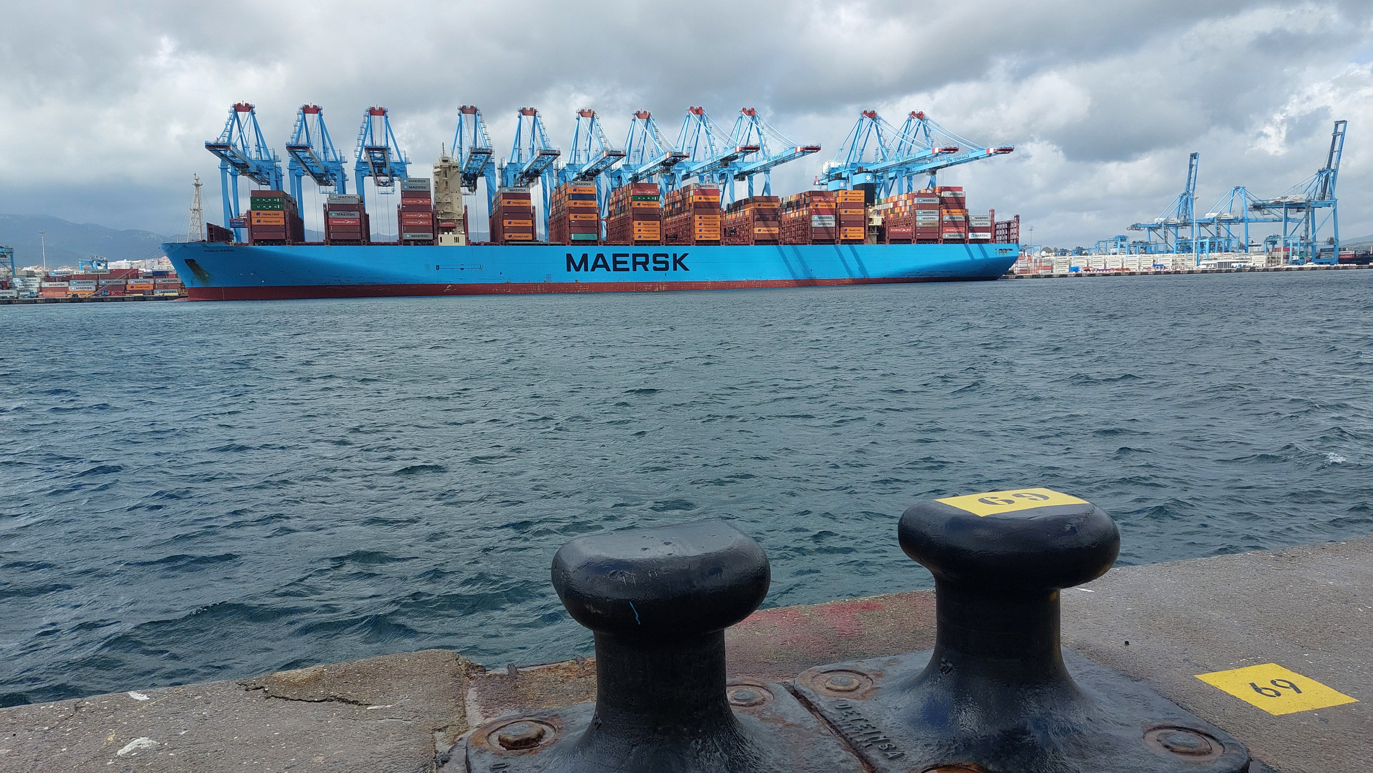 APM Terminals Algeciras bate un nuevo récord de productividad con el 'Manila Maersk'.