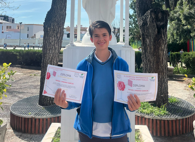 Rafael Urbano, alumno de 2º ESO del Colegio Huerta de la Cruz (Algeciras), ha sido seleccionado para la fase regional de la XL Olimpiada matemática Thales