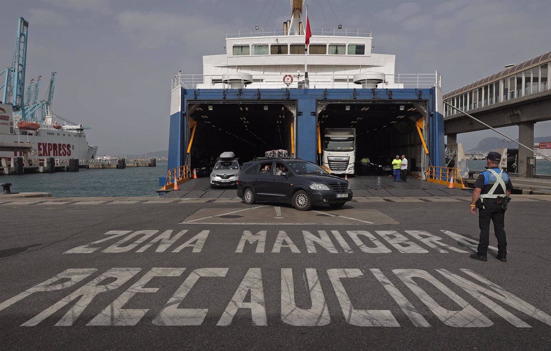 Las conexiones marítimas con Ceuta y Tánger sufren cancelaciones debido al temporal en el Estrecho. Foto: Nono Rico (Europa Press) - Europa Press - Archivo.