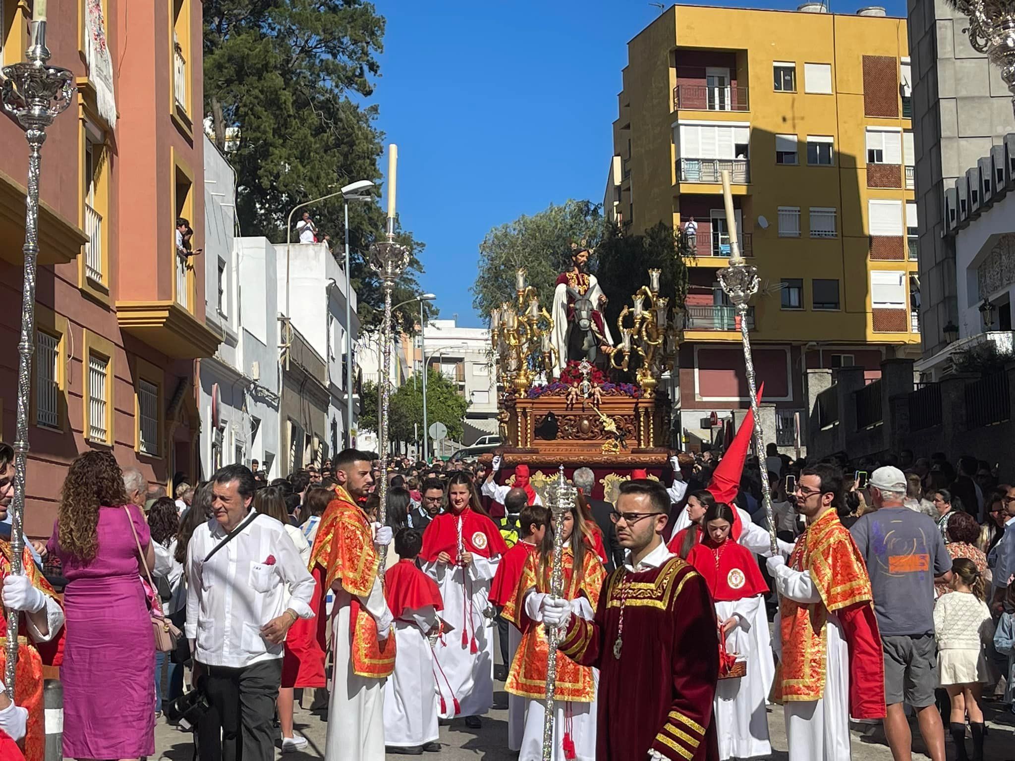 Algeciras lleva a cabo un dispositivo especial de tráfico por las procesiones del Domingo de Ramos