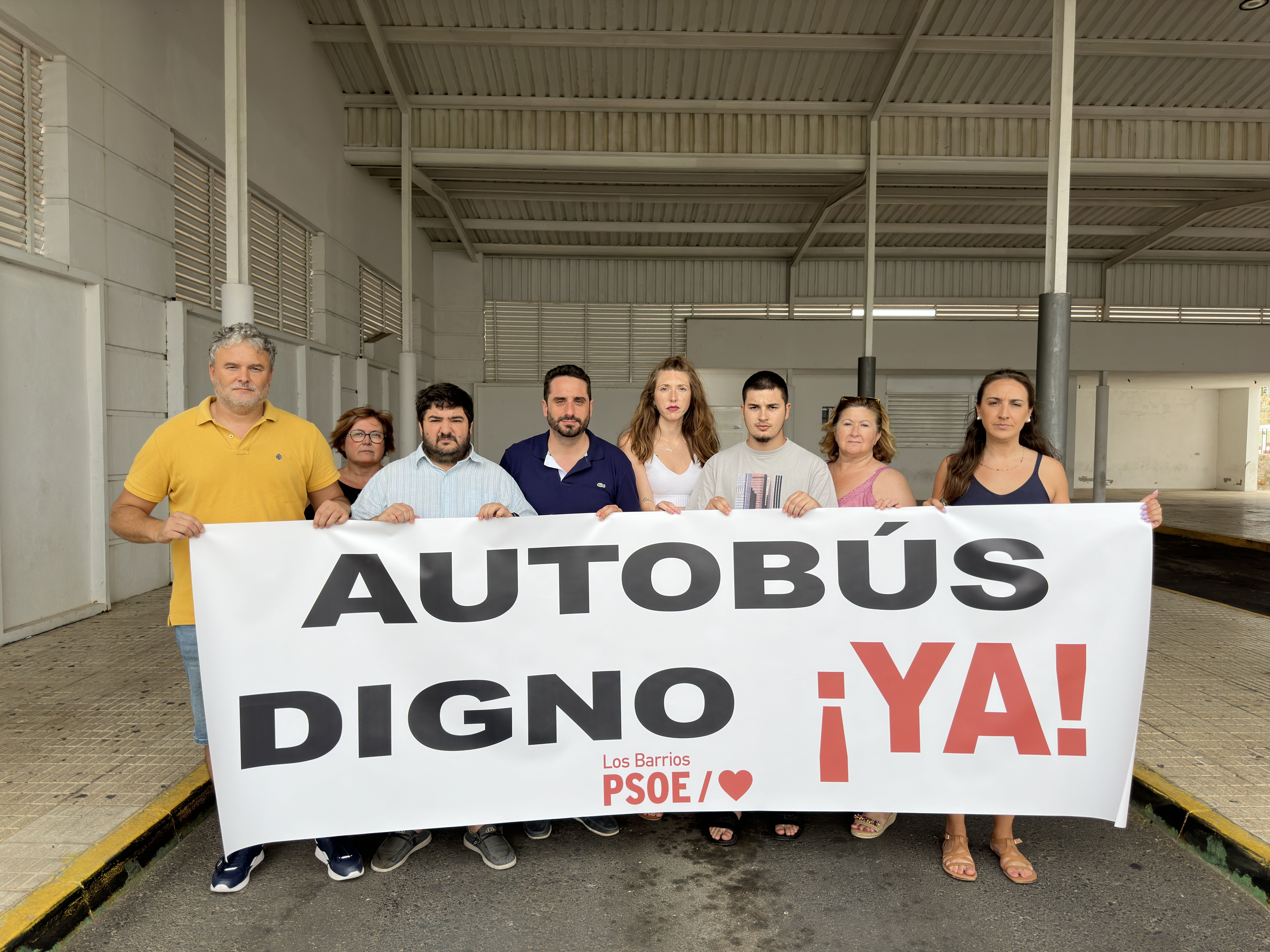El PSOE tilda de "tomadura de pelo" los horarios del nuevo servicio de autobús Los Barrios-Palmones