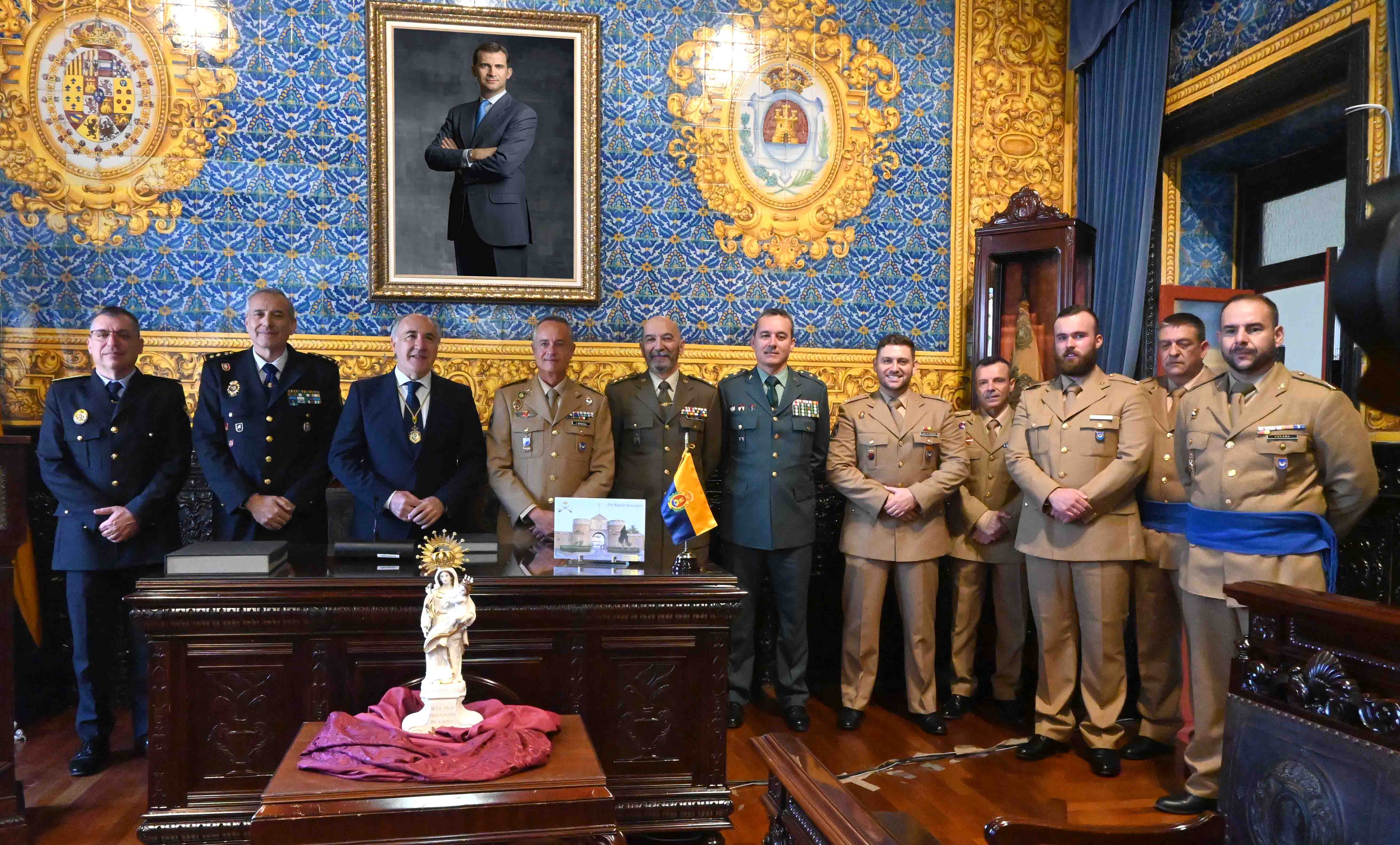 Los Regulares desfilan con el Ecce Homo en Algeciras este Miércoles Santo. 