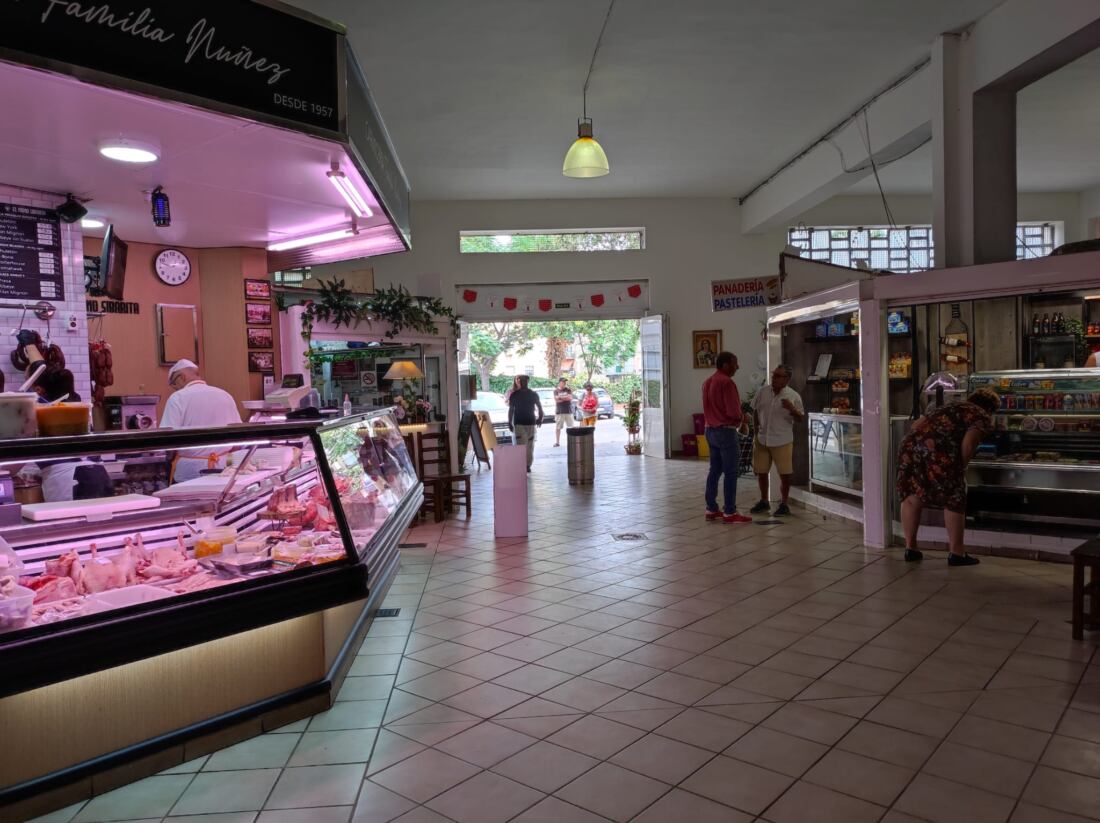 Los mercados municipales de Algeciras permanecerán cerrados este jueves 1 de mayo. Mercado Hotel Garrido. Imagen de archivo.