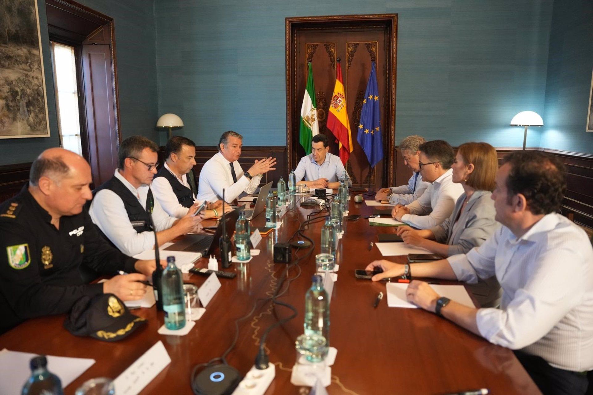 Moreno pide al Gobierno la declaración de emergencia para reforzar la coordinación en todo el país. 