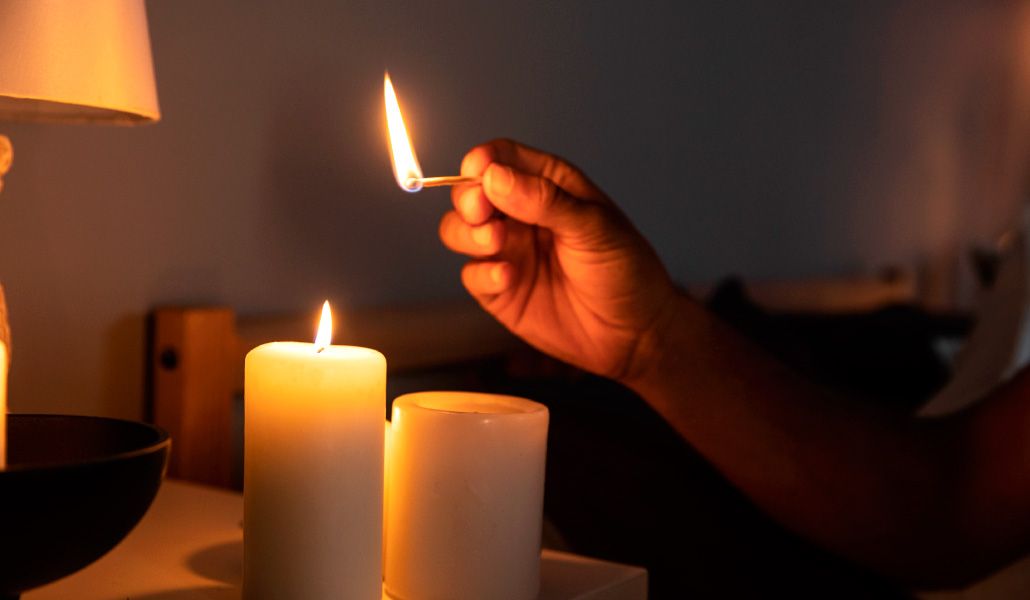 Imagen de archivo de unas velas. 