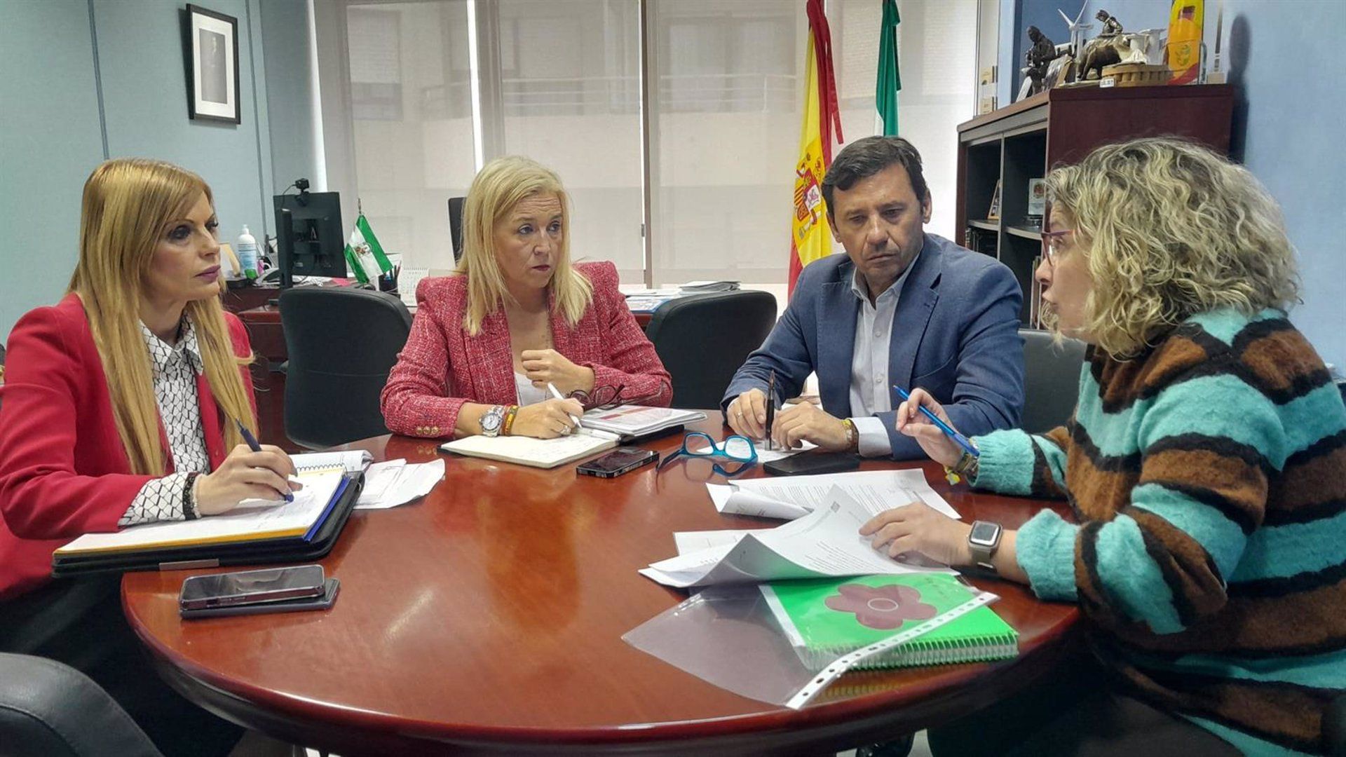 La Junta y el Ayuntamiento de Algeciras abordan la situación por la Fiebre del Nilo Occidental