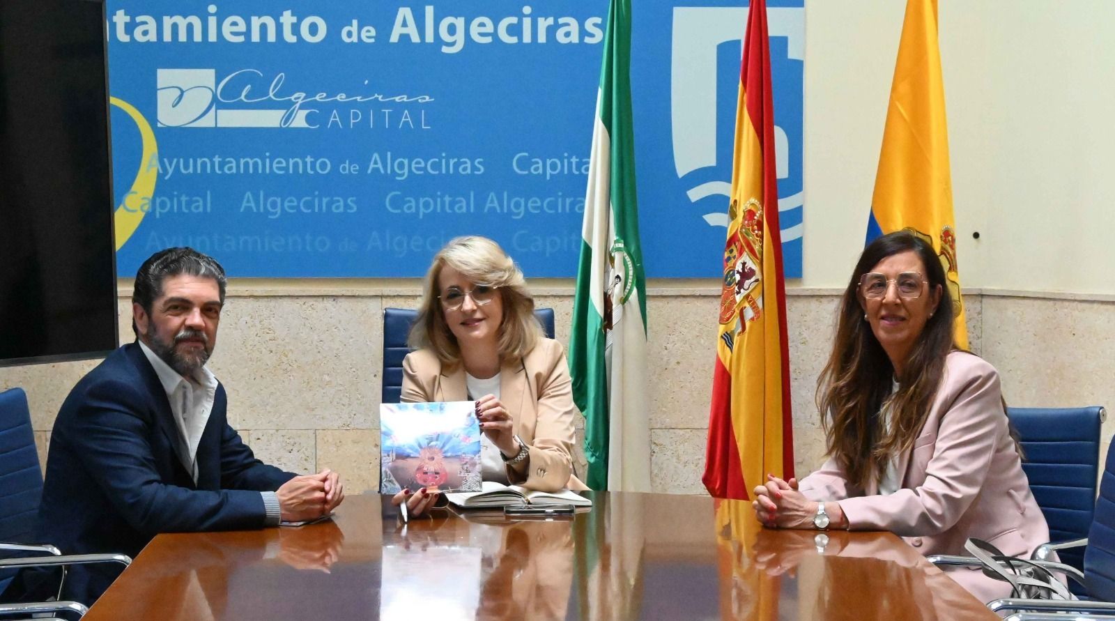Algeciras busca difundir 'Las Huellas de Dios', el disco homenaje a Paco de Lucía de José Carlos Gómez.