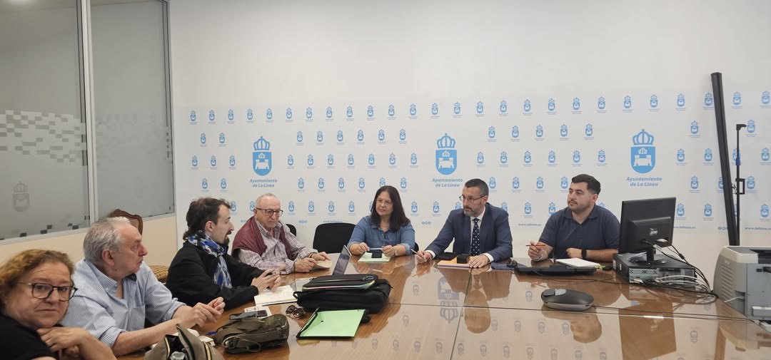  El Ayuntamiento trabaja con Flavi en la consecución de mejoras para las barriadas.