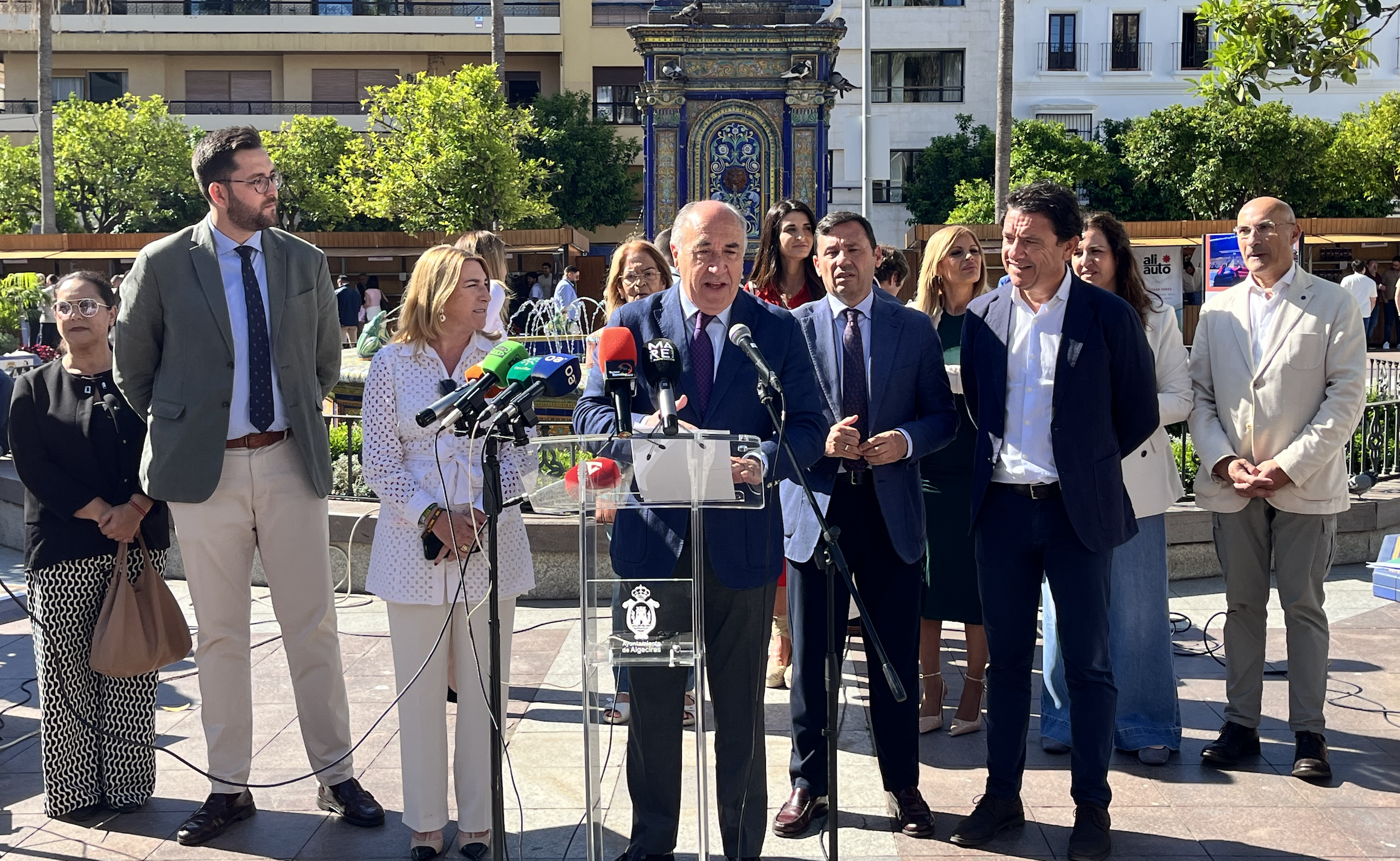 Talentur convierte la Plaza Alta en una gran escaparate del empleo en Algeciras