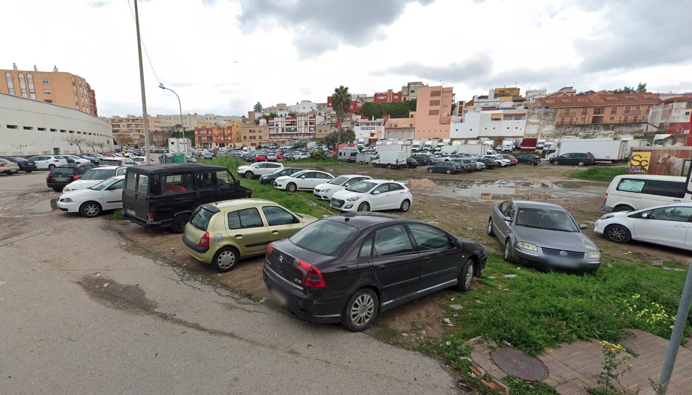 Tres detenidos, ya en libertad con cargos, por un robo con violencia detrás de la estación de autobuses de Algeciras
