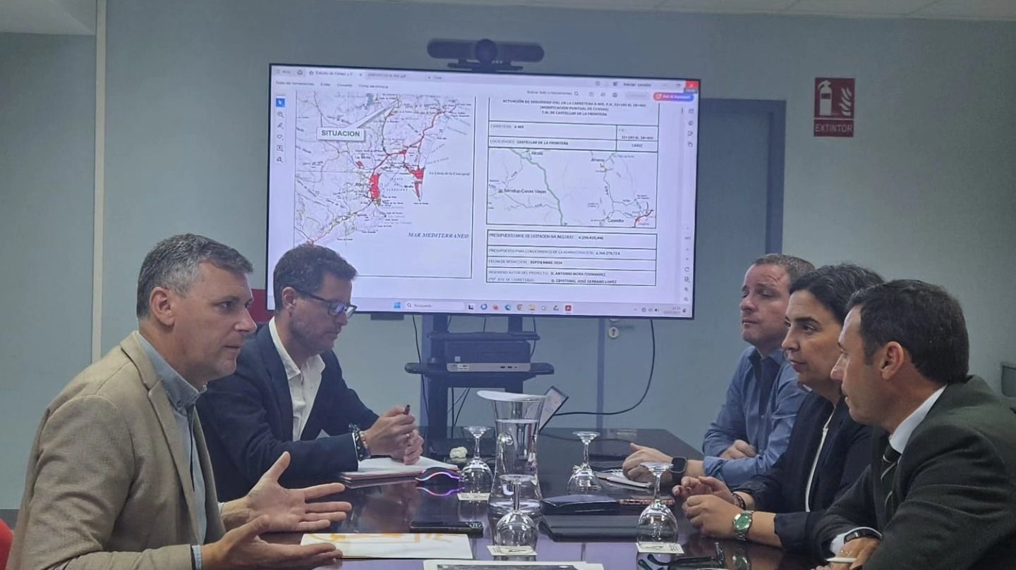 La Junta informa a Jimena de los avances en el proyecto del arreglo de dos tramos de la A-405