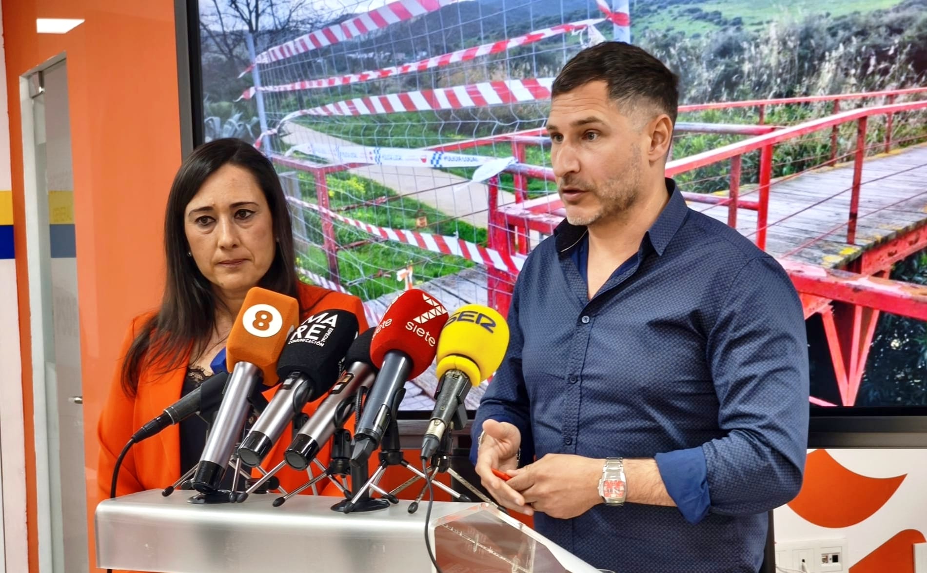 El PSOE insta a Landaluce a dejar de presumir por pagar las facturas “tarde y mal”.