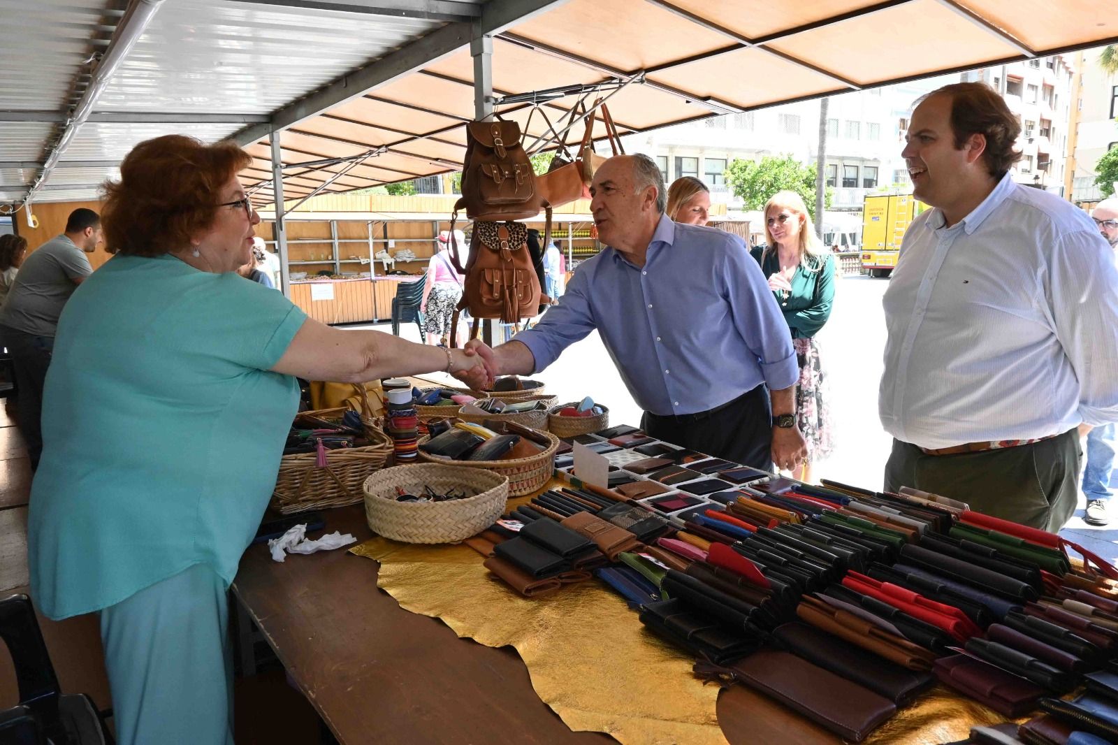 La Plaza Alta, epicentro para conocer y comprar los productos de los Parques Naturales.