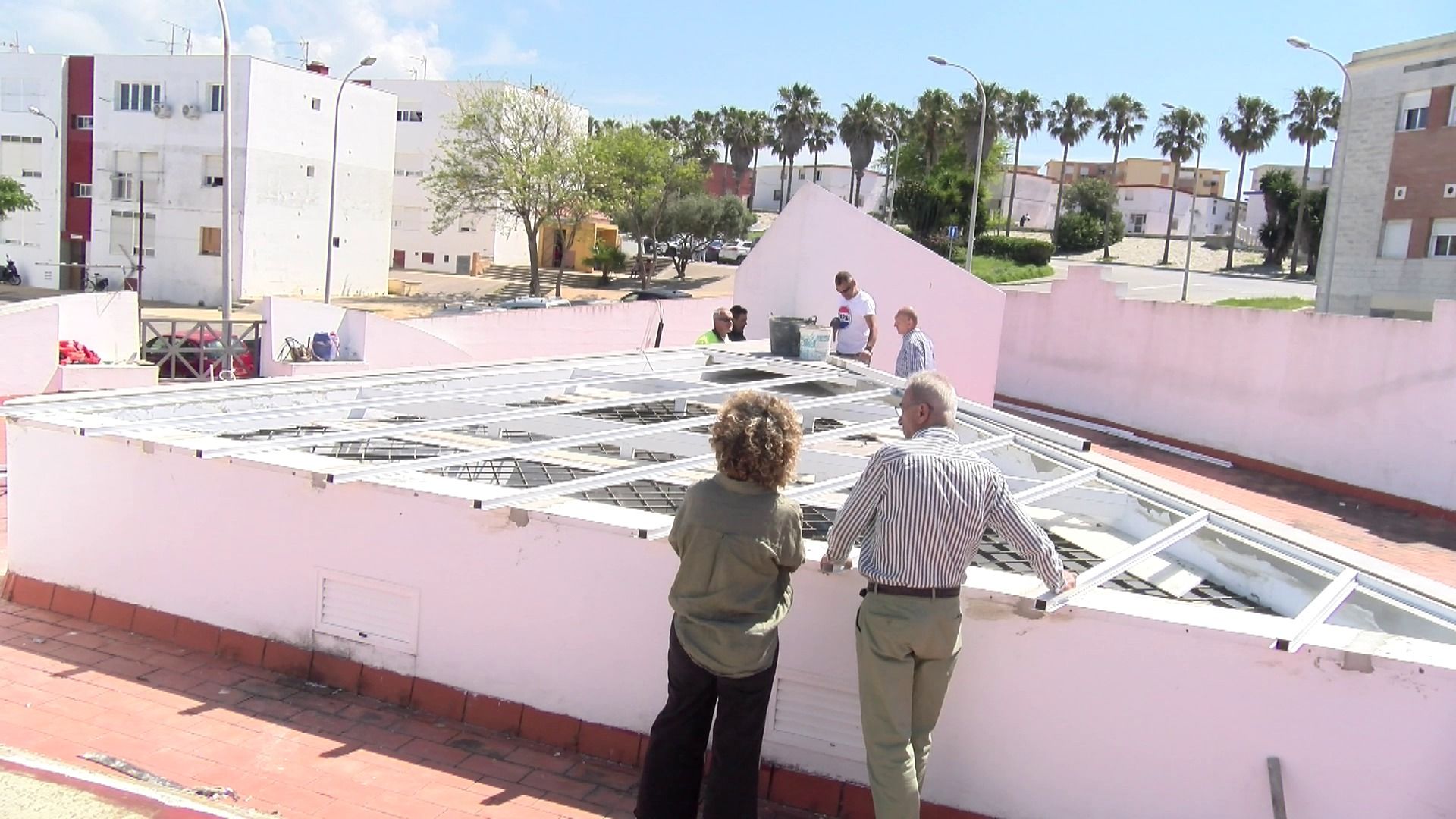 El Ayuntamiento de Tarifa pone fin a las filtraciones del mercado de la barriada Virgen del Carmen 
