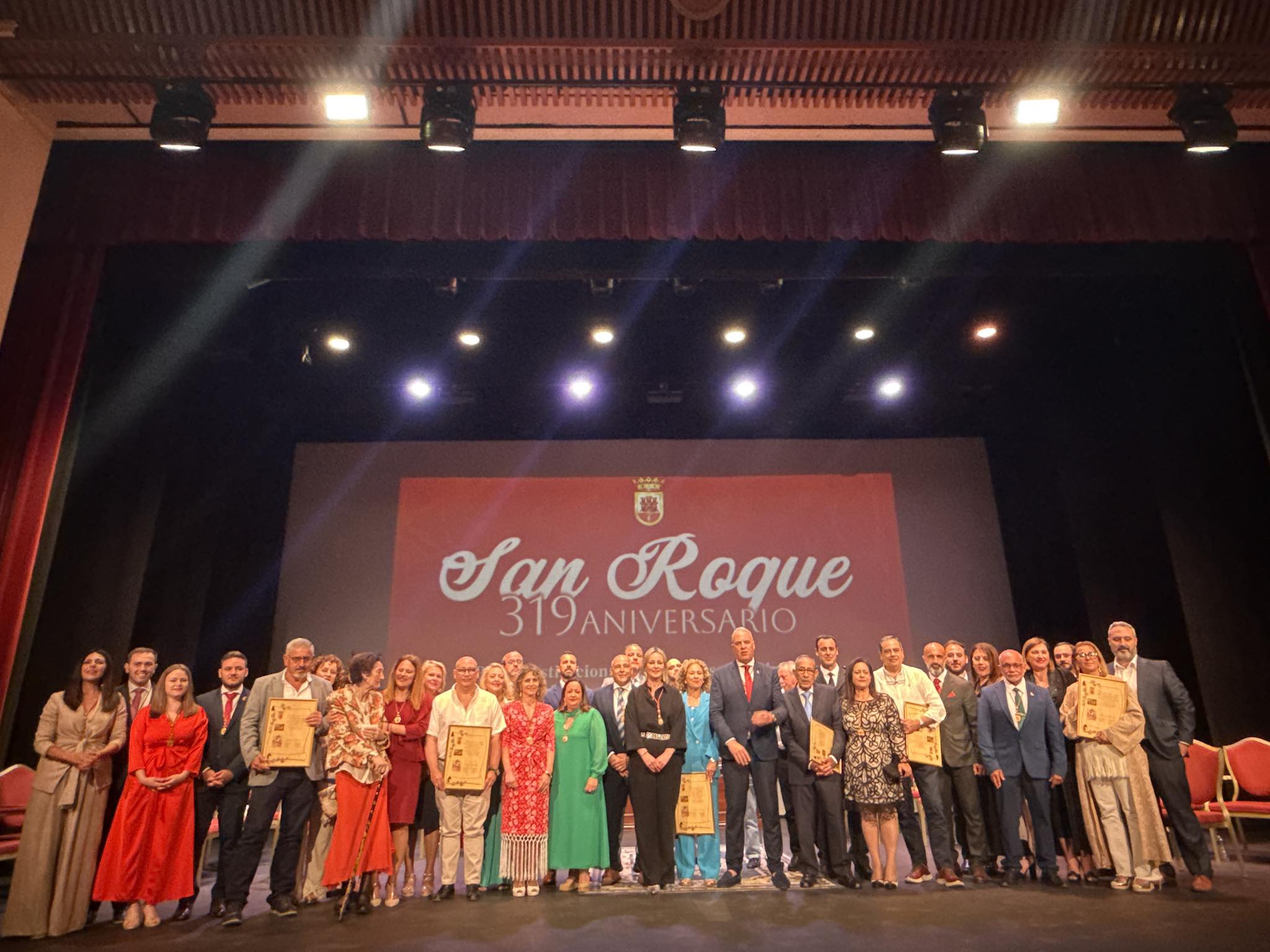 San Roque rinde homenaje a vecinos ilustres por el 319 aniversario de la ciudad.
