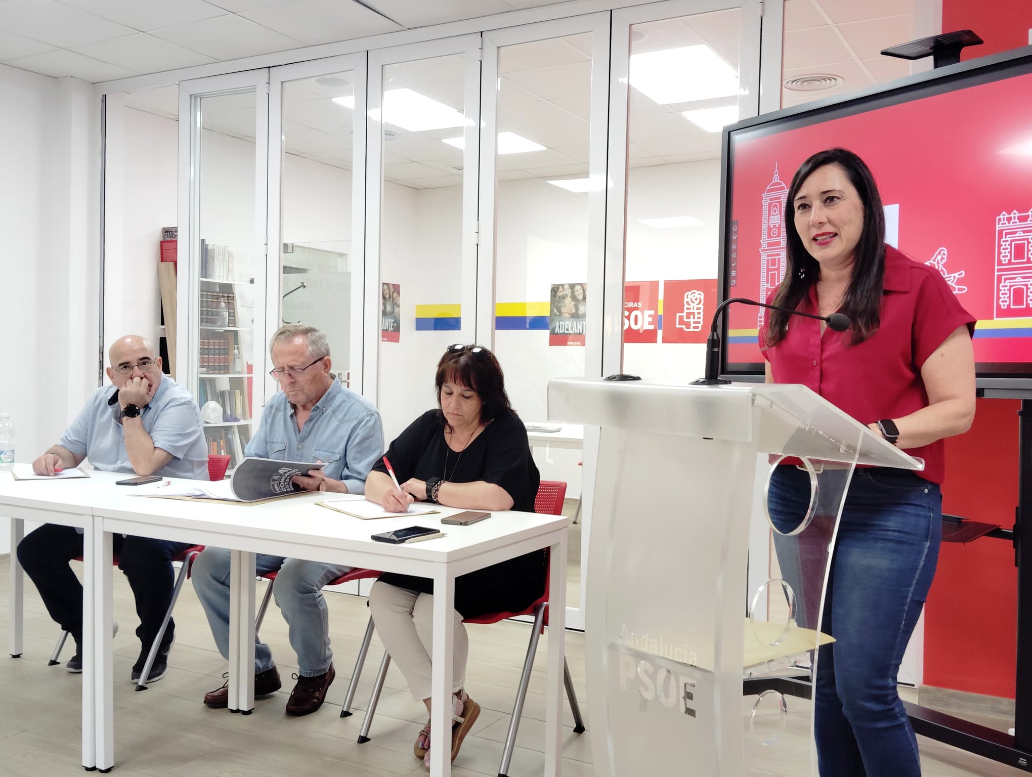 Rocío Arrabal, reelegida Secretaria General del PSOE de Algeciras. 
