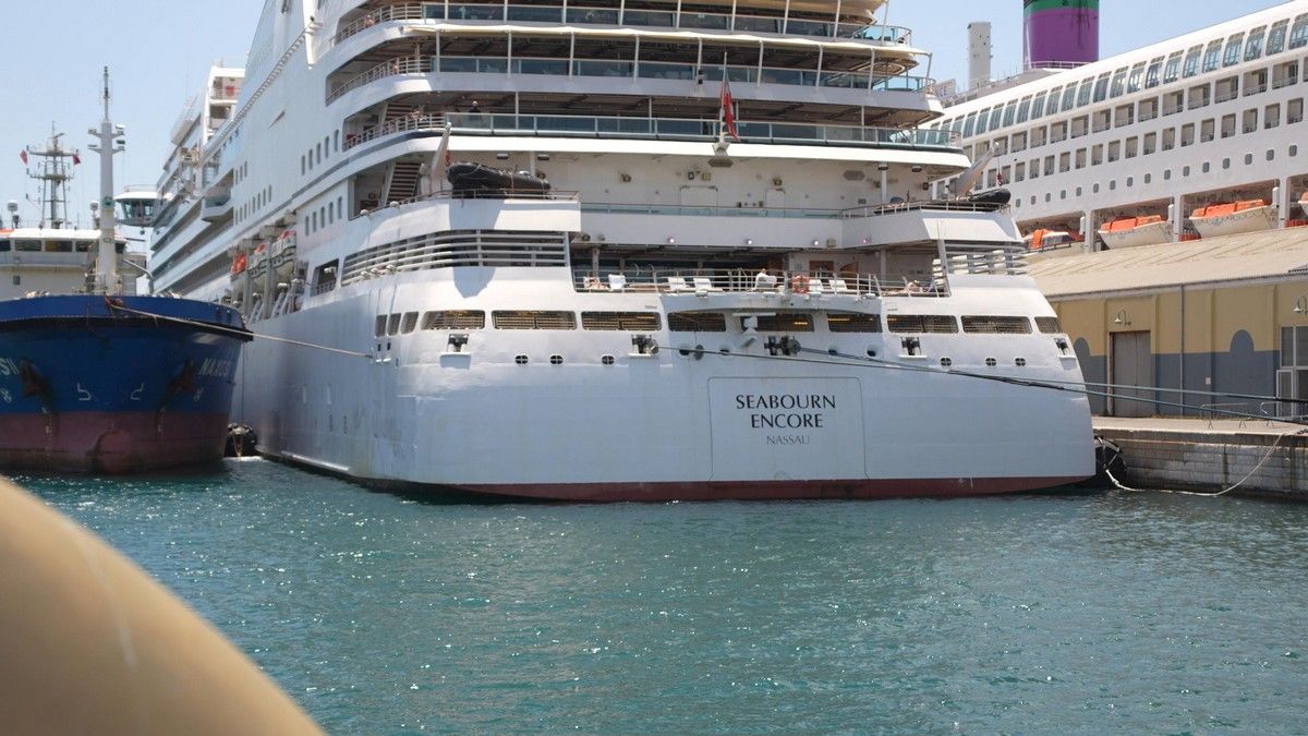 El crucero Seabourn Encore. Imagen de archivo. Gibraltar bate sus propios récords en cruceros: casi 240 escalas en 2025