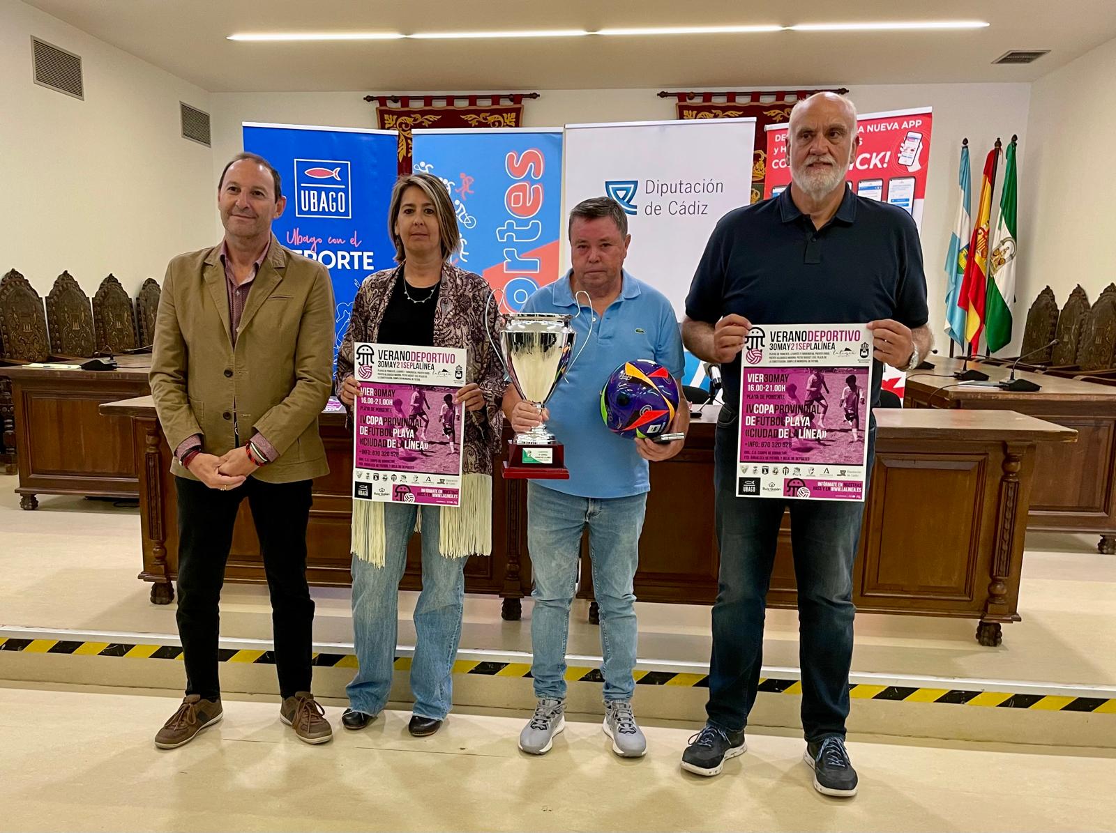 La Playa de Poniente, escenario este viernes de la IV Copa Provincial de Fútbol Playa 'Ciudad de La Línea'