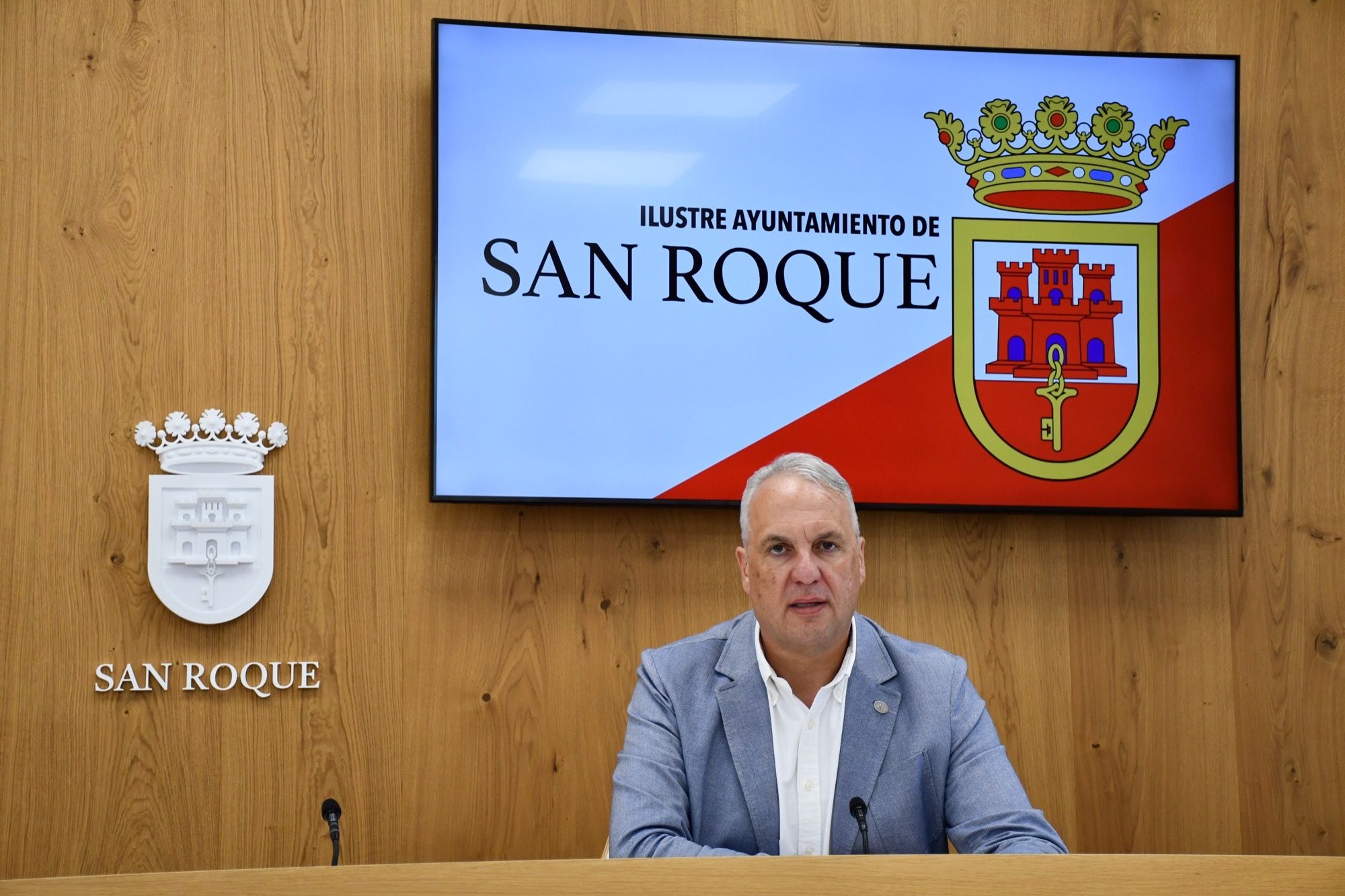 Ruiz Boix pide a la Junta que use fondos Next Generation para el puente sobre el río Guadarranque.