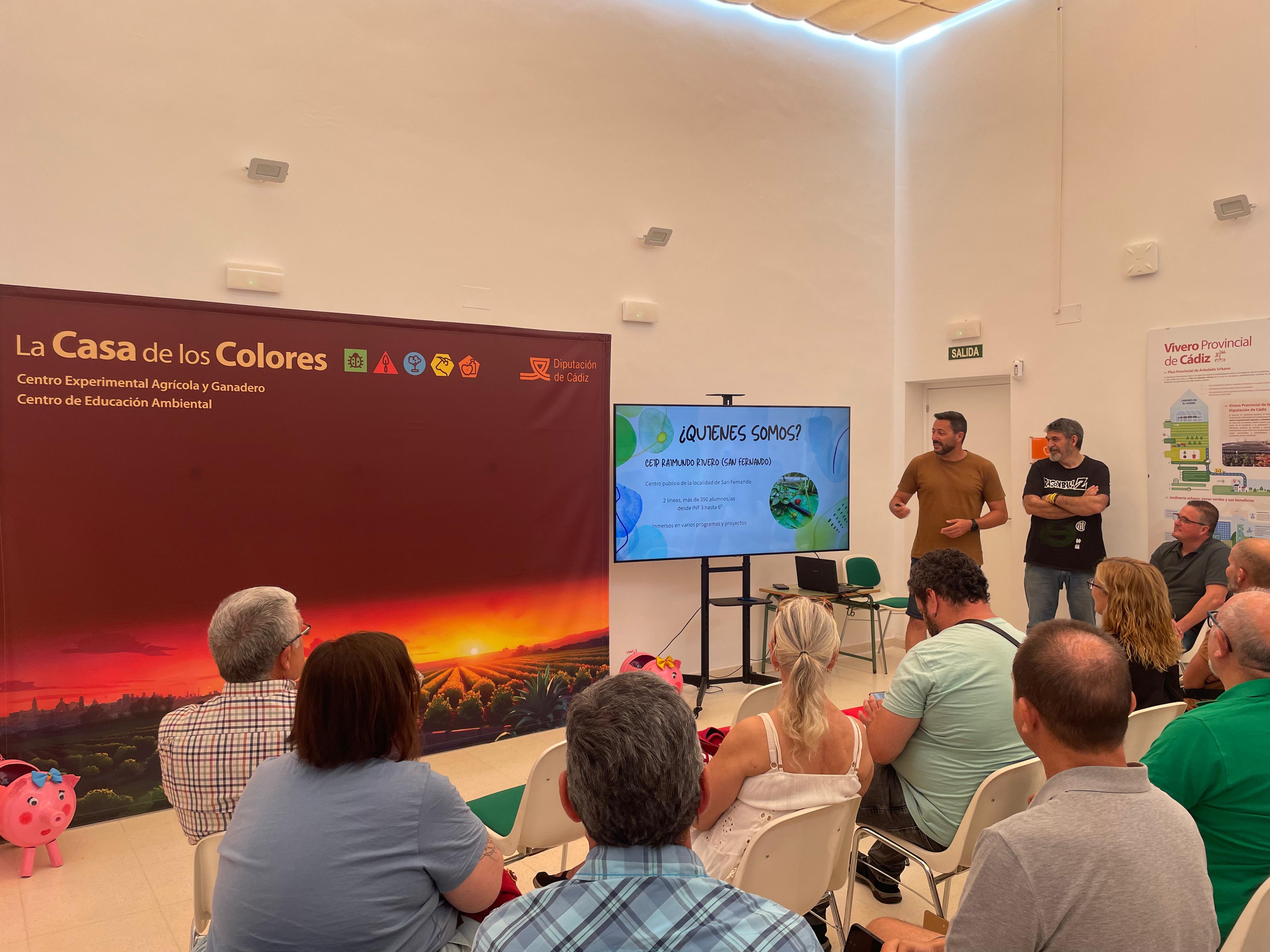 Un centenar de centros participa en el programa Huertos Educativos de Diputación. Encuetro de profesorado.