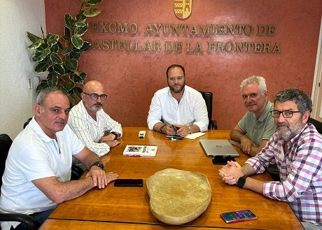 Los trabajadores denuncian las condiciones laborales en La Almoraima y exigen negociar un nuevo convenio