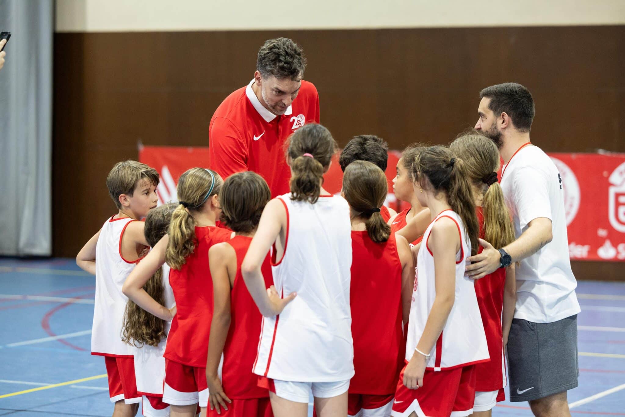 Pau Gasol compartirá actividades con niños de La Línea y San Roque la próxima semana