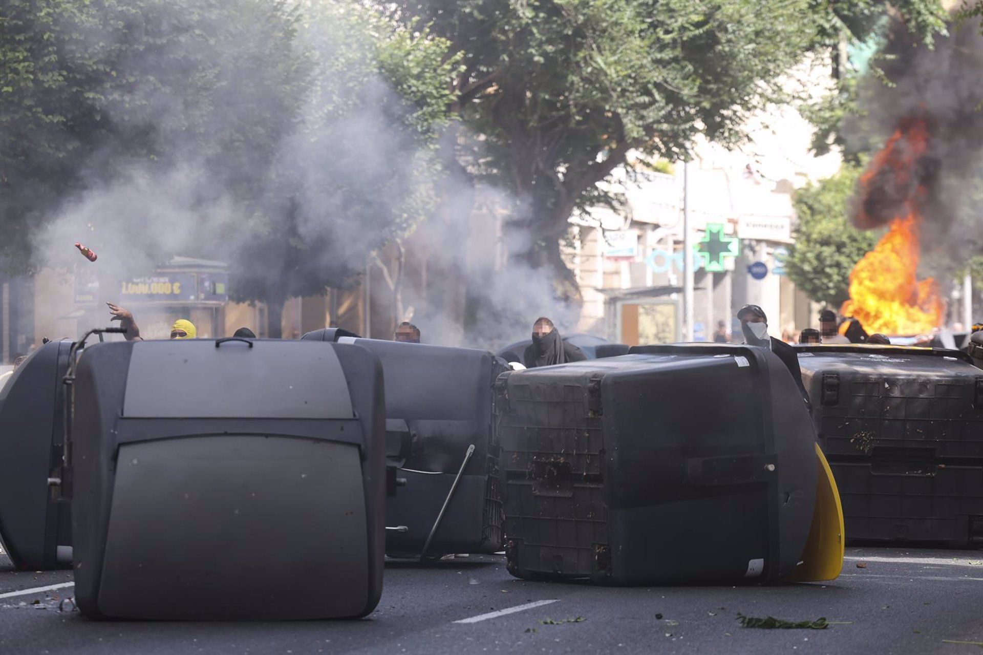 "Hay detenidos más trabajadores del metal en una mañana que corruptos del caso Koldo". Nacho Frade - Europa Press. 