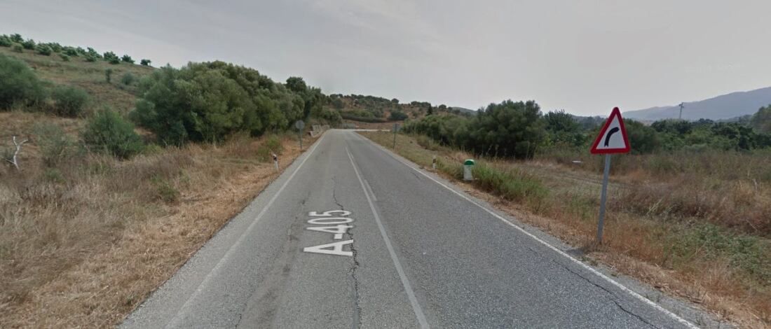 Imagen de una parte de la carretera A-405.