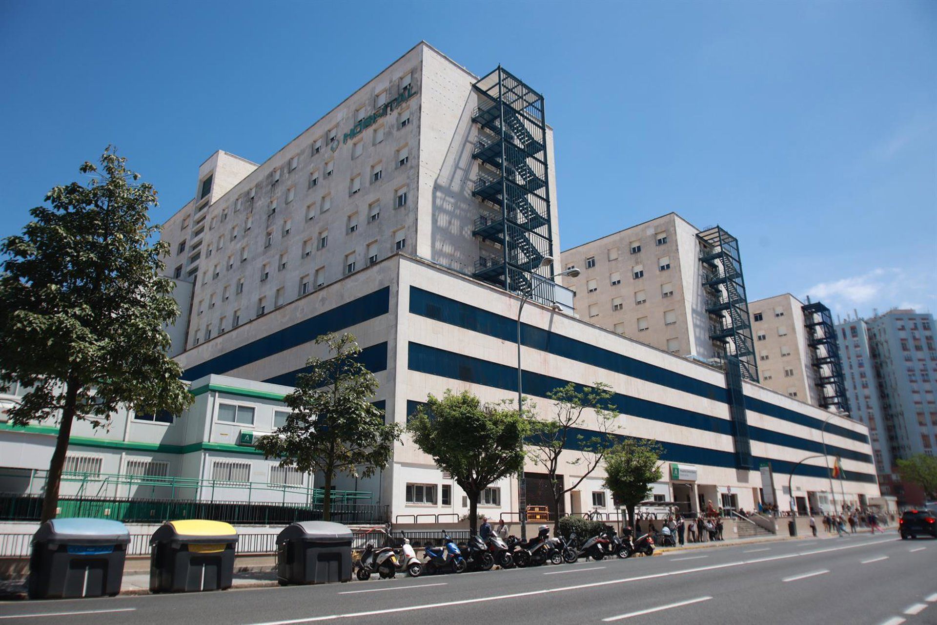 Establecidos servicios mínimos del 75% en el sector sanitario afectado por la huelga del metal. Hospital Puerta del Mar de Cádiz - ROCÍO RUZ - EUROPA PRESS - Archivo. 