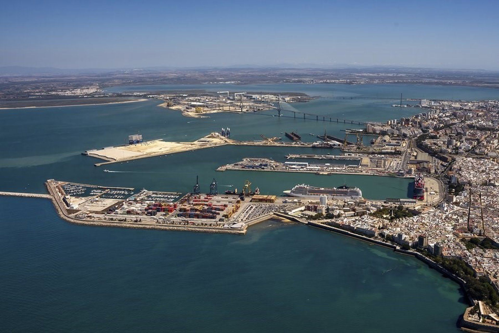 El Puerto de Cádiz crece un 3,47 por ciento respecto al pasado año
