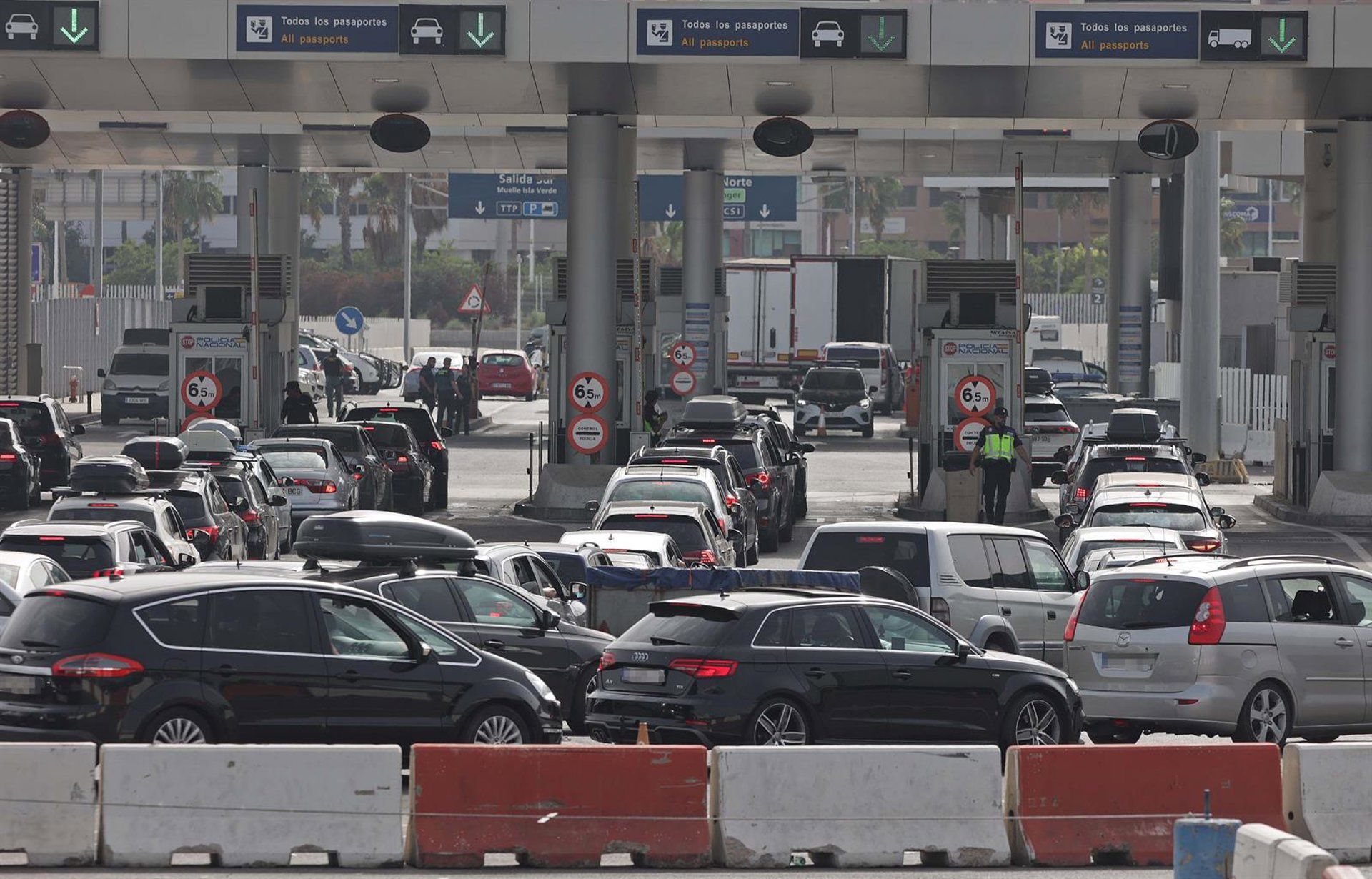 Algeciras activa el viernes su dispositivo para la Operación Paso del Estrecho con 700 trabajadores. Nono Rico (Europa Press) - Europa Press - Archivo