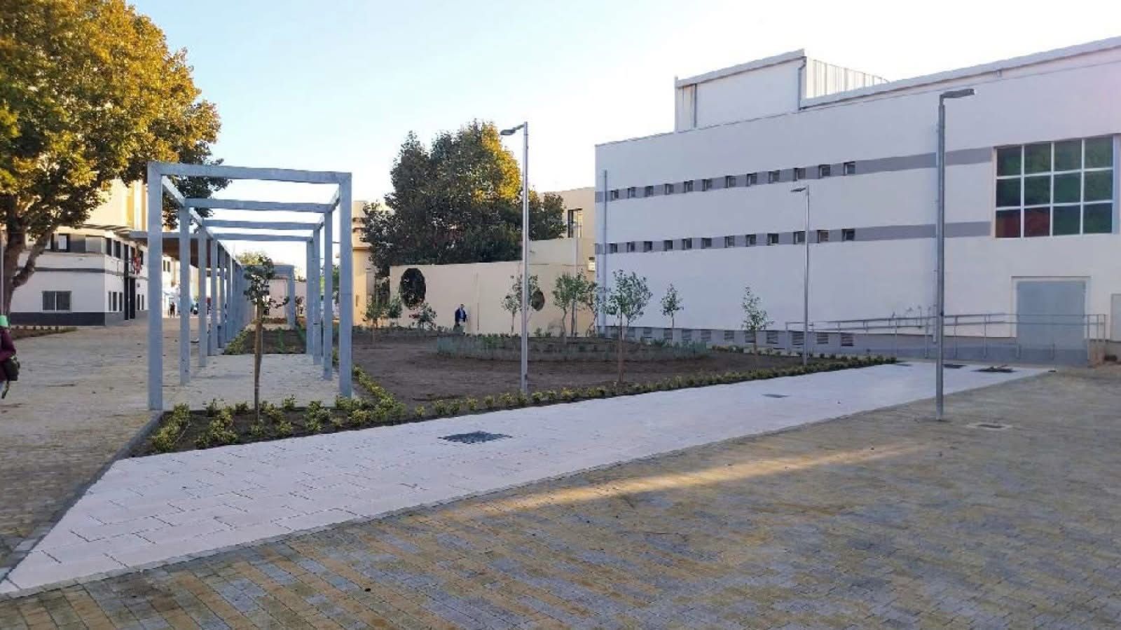 Imagen de archivo de la zona ya rehabilitada de La Velada y la plaza de toros. La Línea, semifinalista en un concurso del Ministerio de Hacienda por su proyecto de ciudad