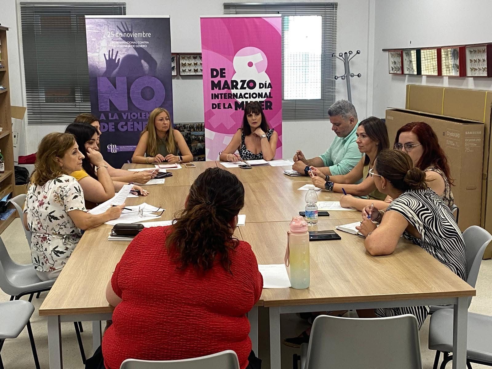La Mesa Técnica de Violencia de Género de La Línea revisa casos y avanza en nuevos protocolos
