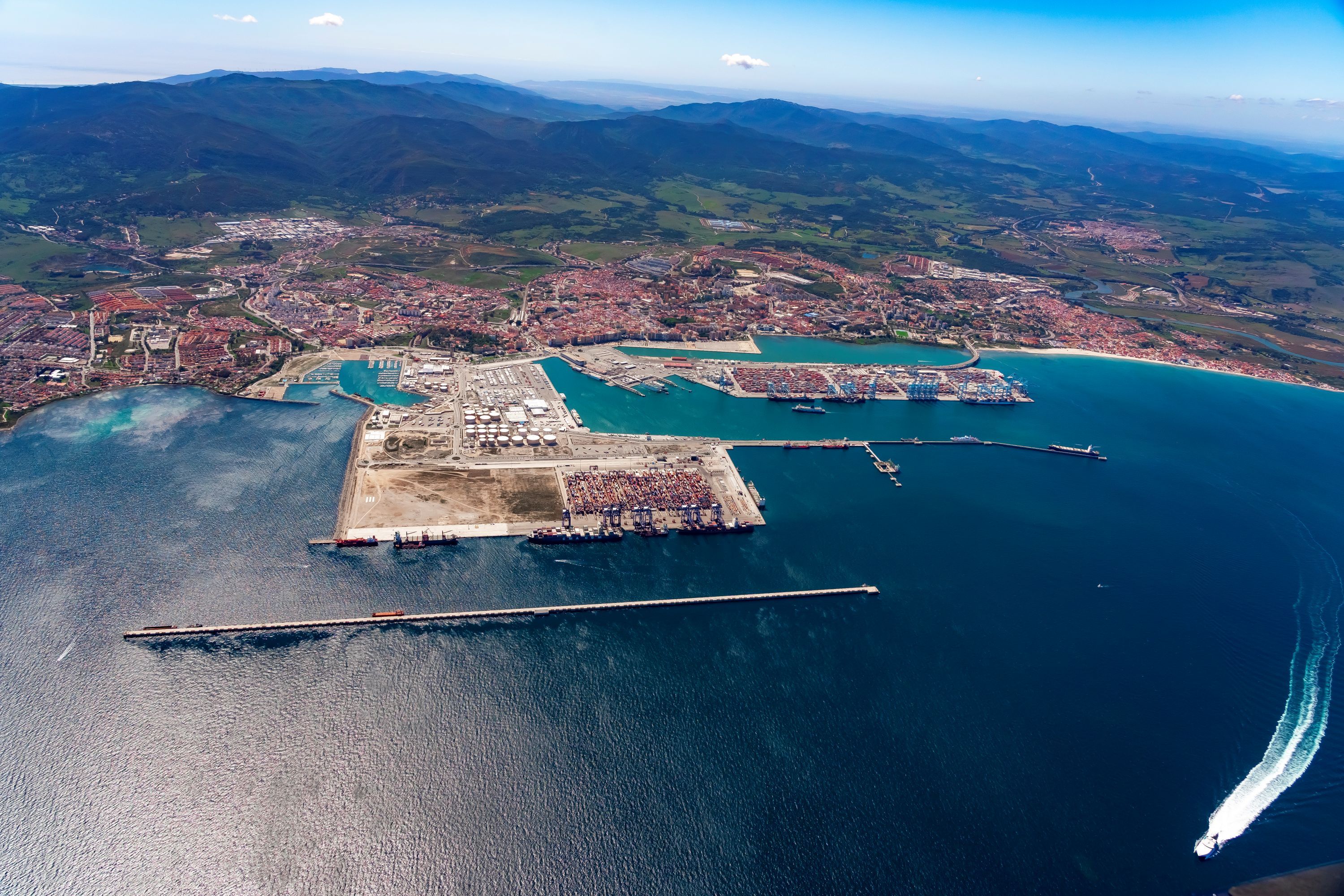 TTI Algeciras invertirá 150 millones de euros en ampliar la Fase B de Isla Verde Exterior 