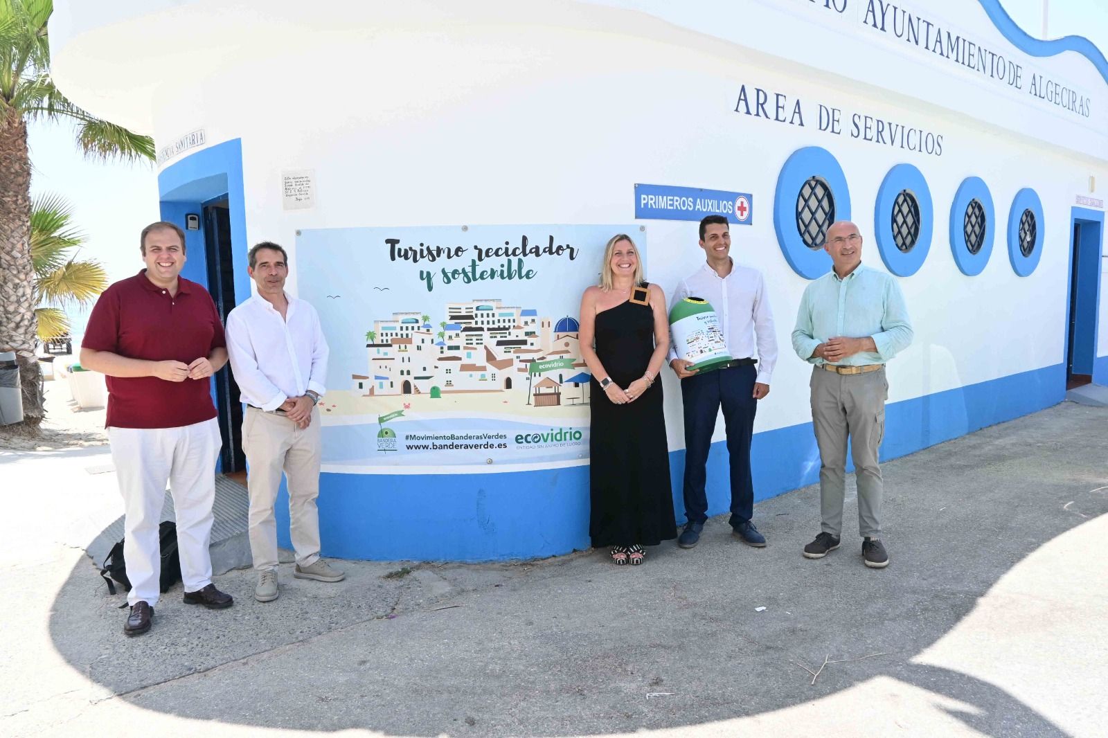 Algeciras competirá este verano para revalidar la Bandera Verde de la Sostenibilidad de Ecovidrio .