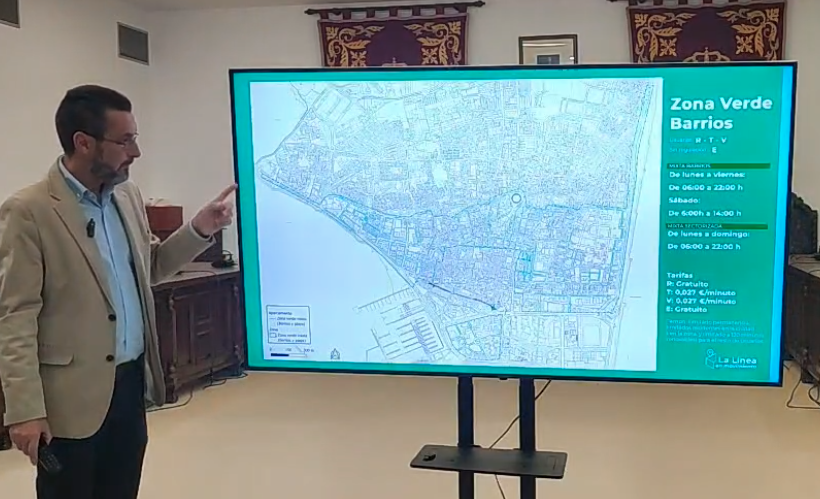 Presentación de la nueva ordenación de los estacionamientos en La Línea, que entrará en vigor a principios de 2026